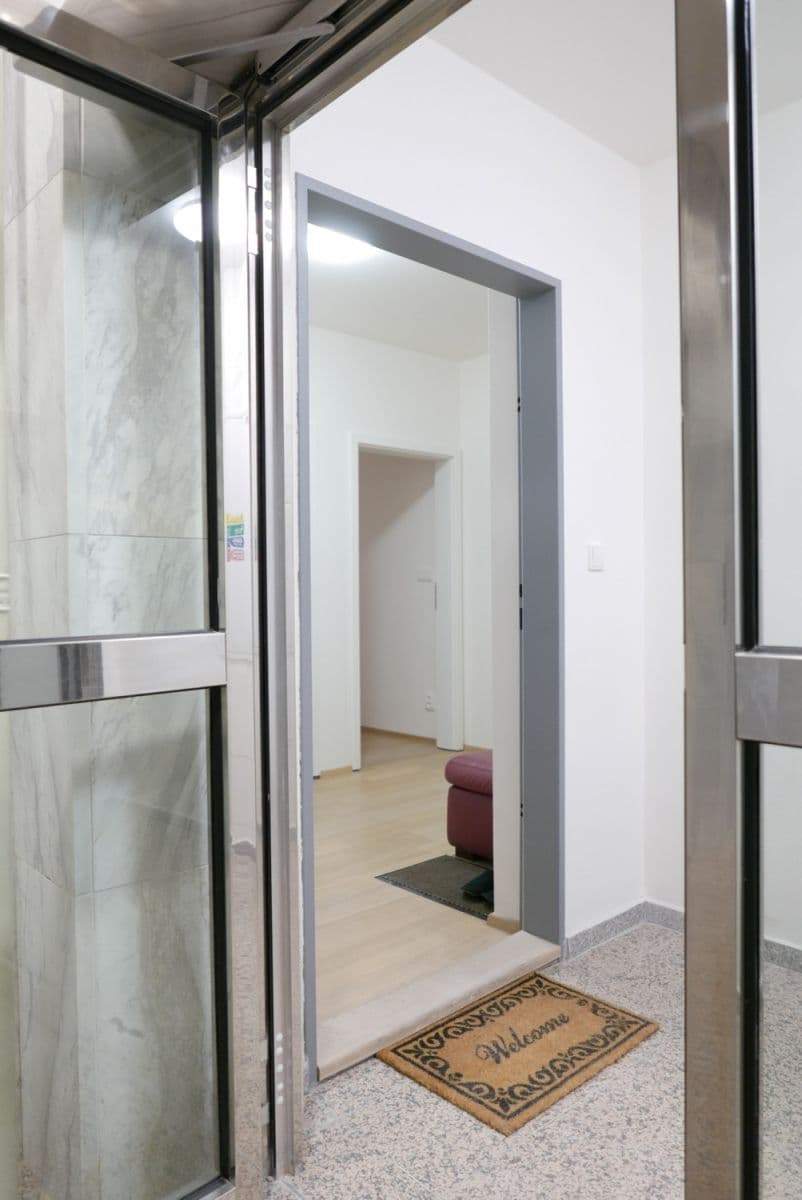 Pronájem bytu  56 m², Kobližná, Brno, Jihomoravský kraj