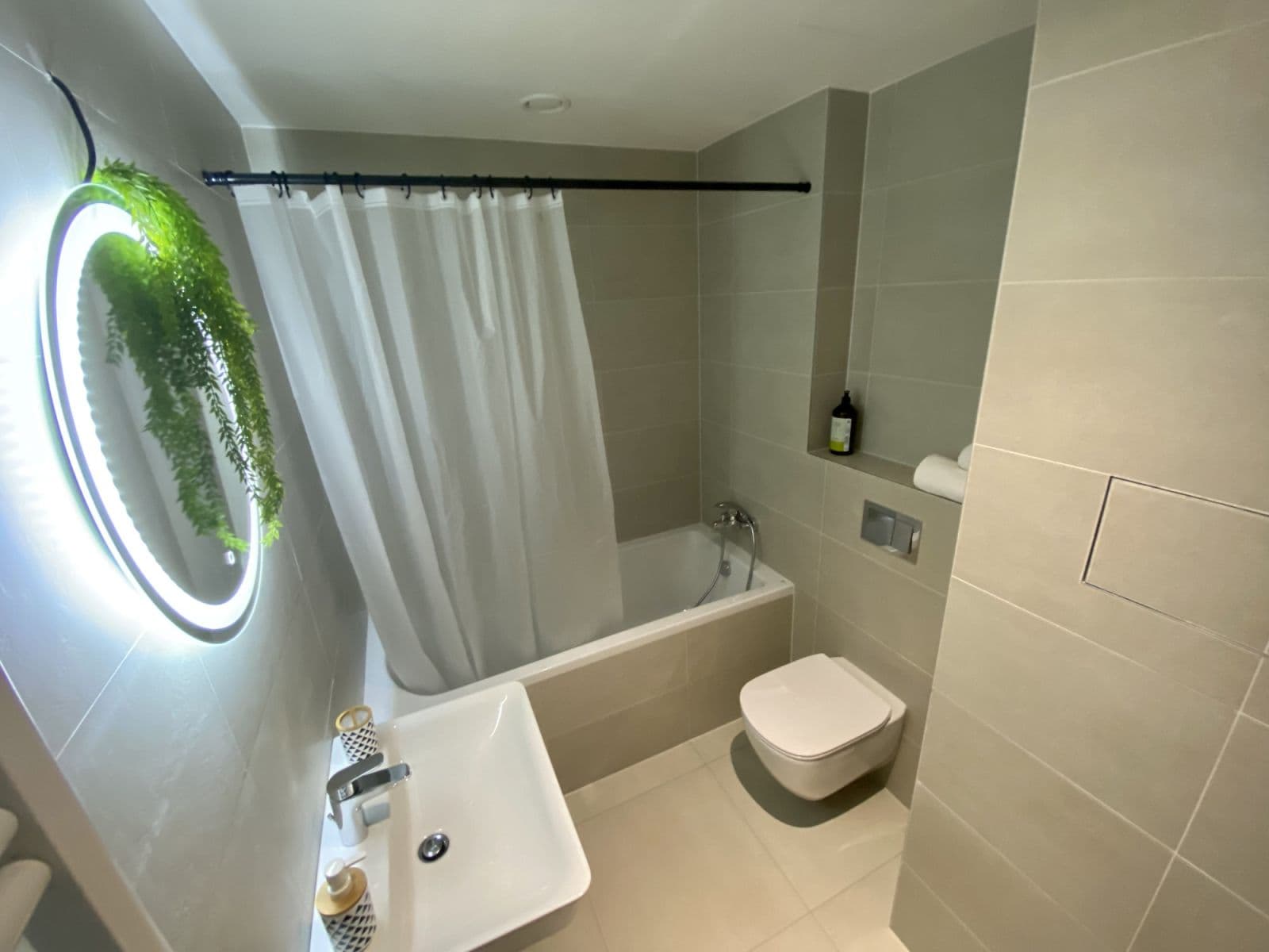 Pronájem bytu  32 m², U Průhonu b, Praha, Praha