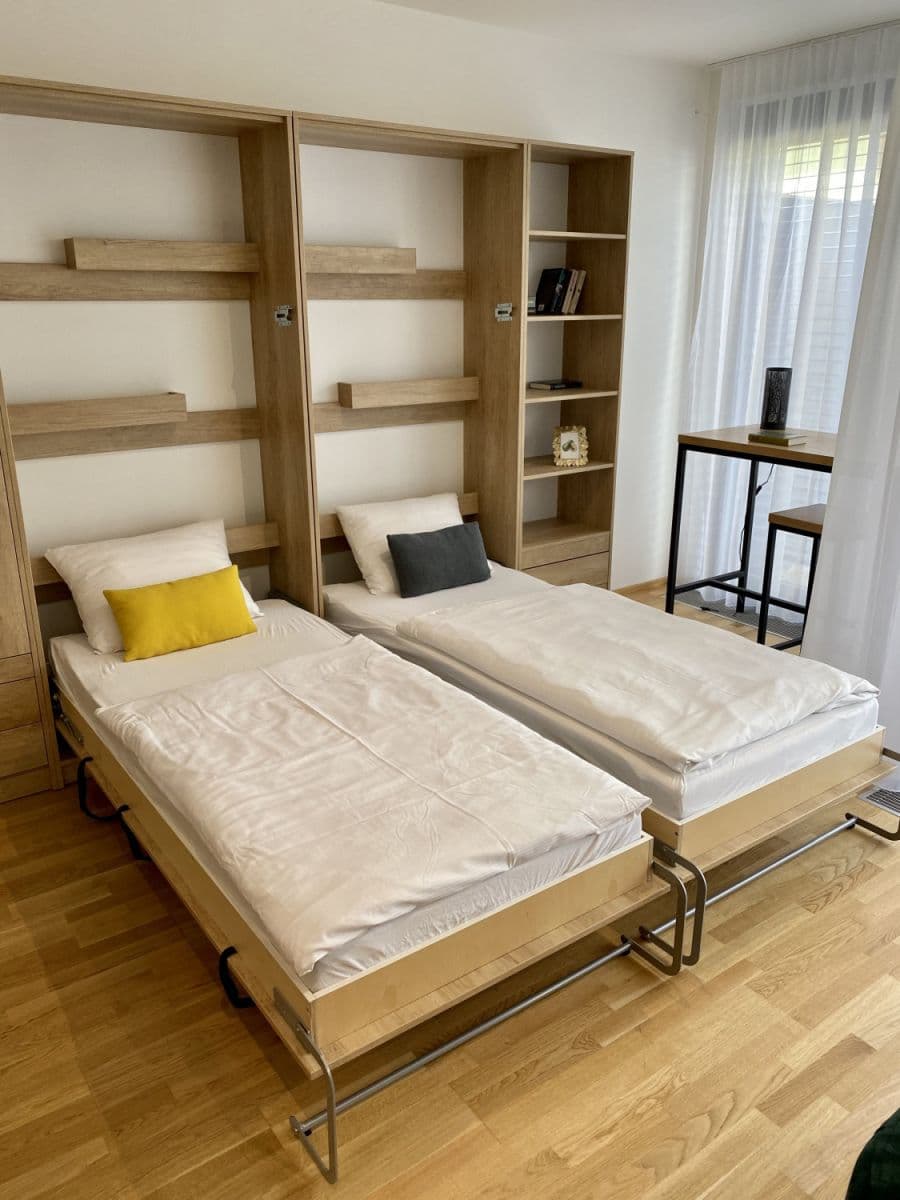 Pronájem bytu  32 m², U Průhonu b, Praha, Praha
