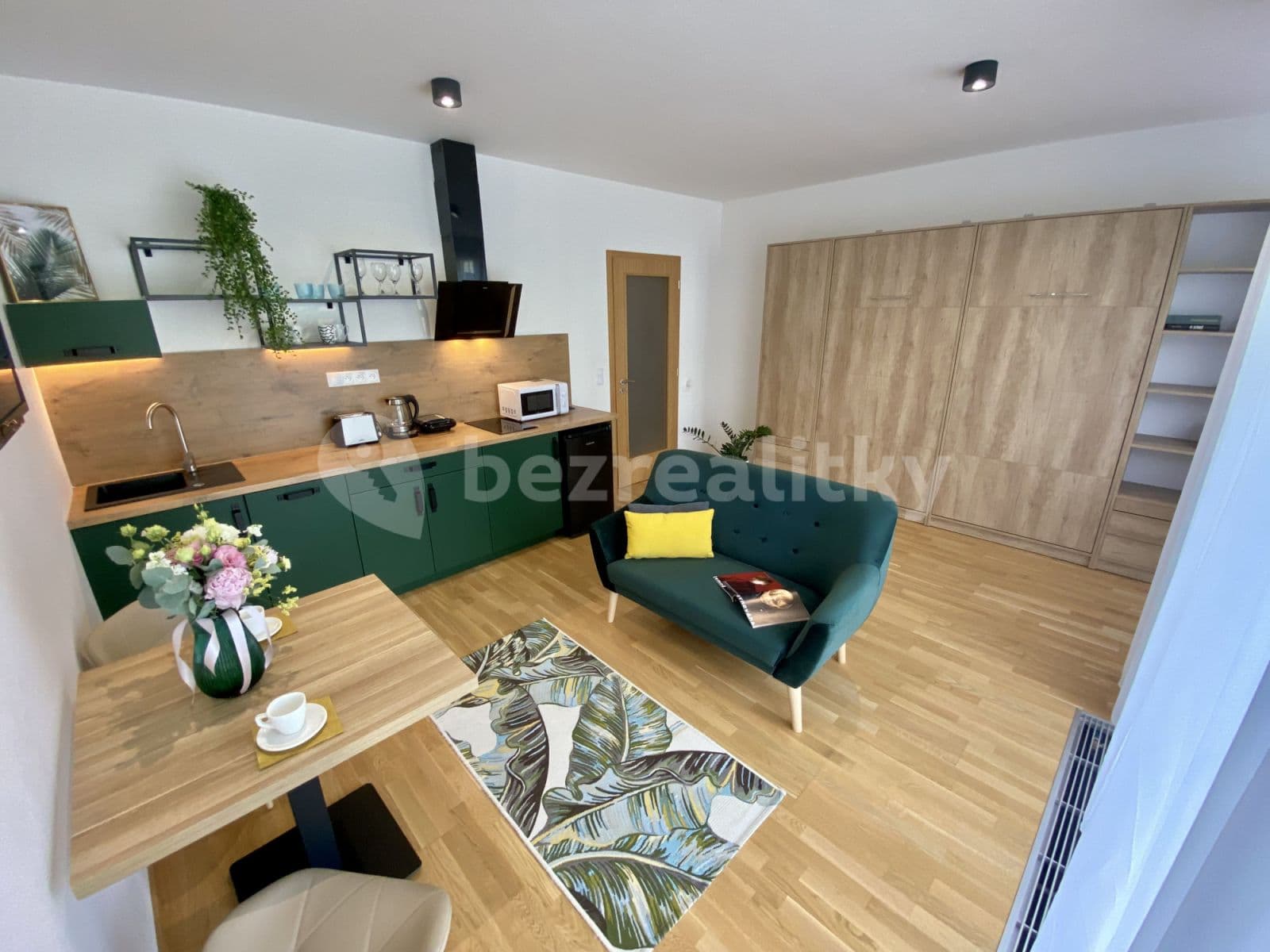 Pronájem bytu  32 m², U Průhonu b, Praha, Praha