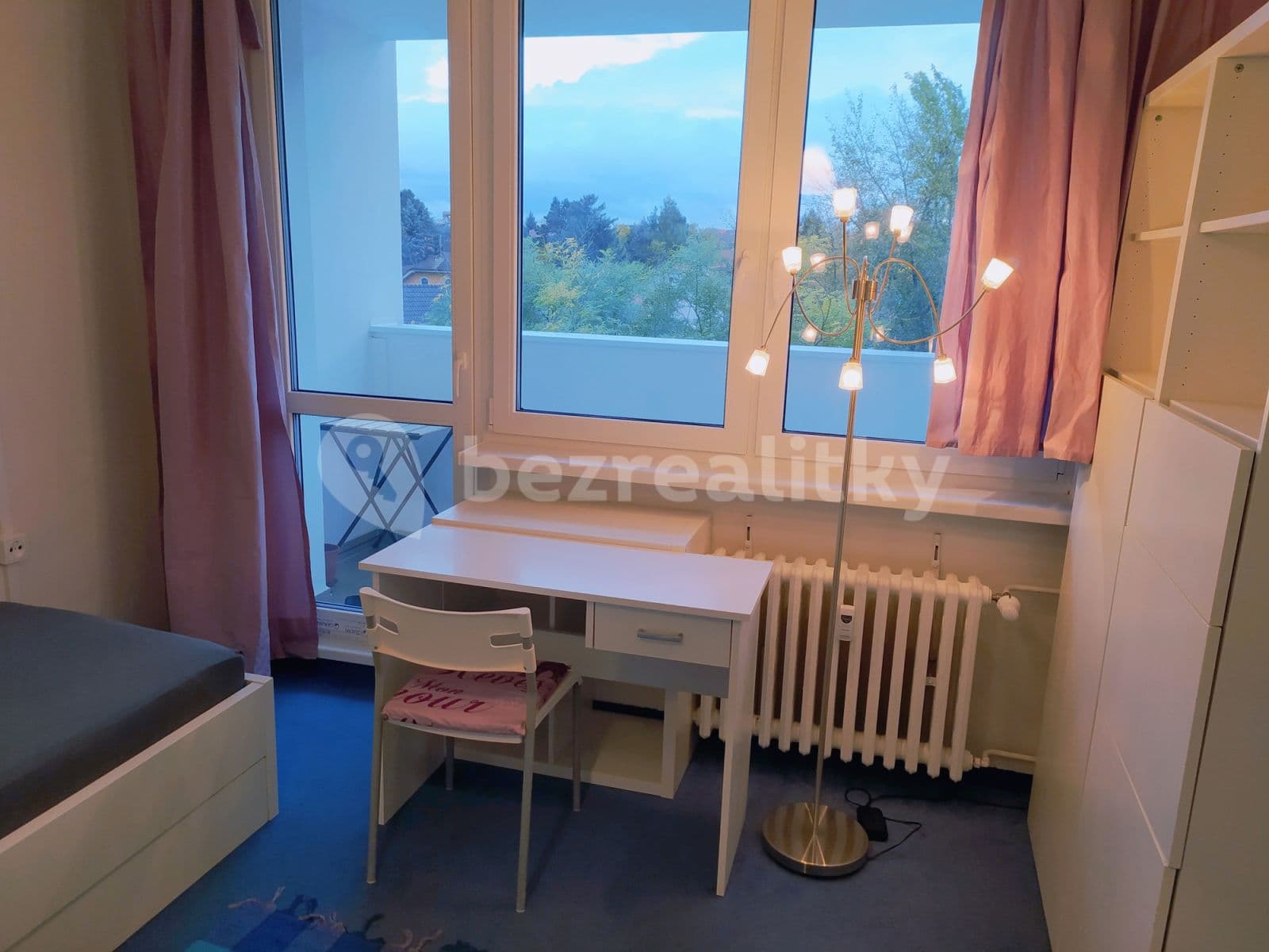 Pronájem bytu  80 m², Voskovcova, Praha, Praha