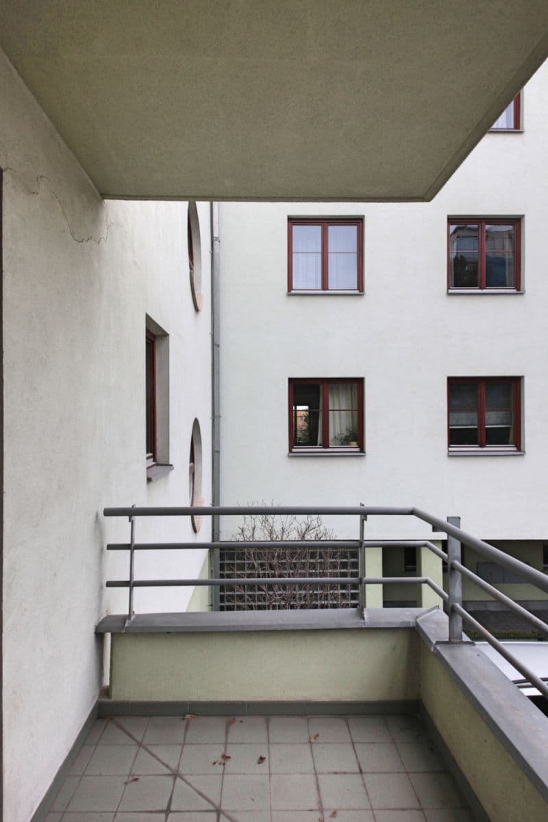 Pronájem bytu  34 m², Na Hřebenech I, Praha, Praha