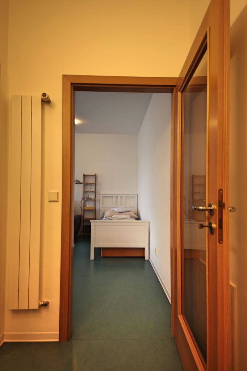 Pronájem bytu  34 m², Na Hřebenech I, Praha, Praha