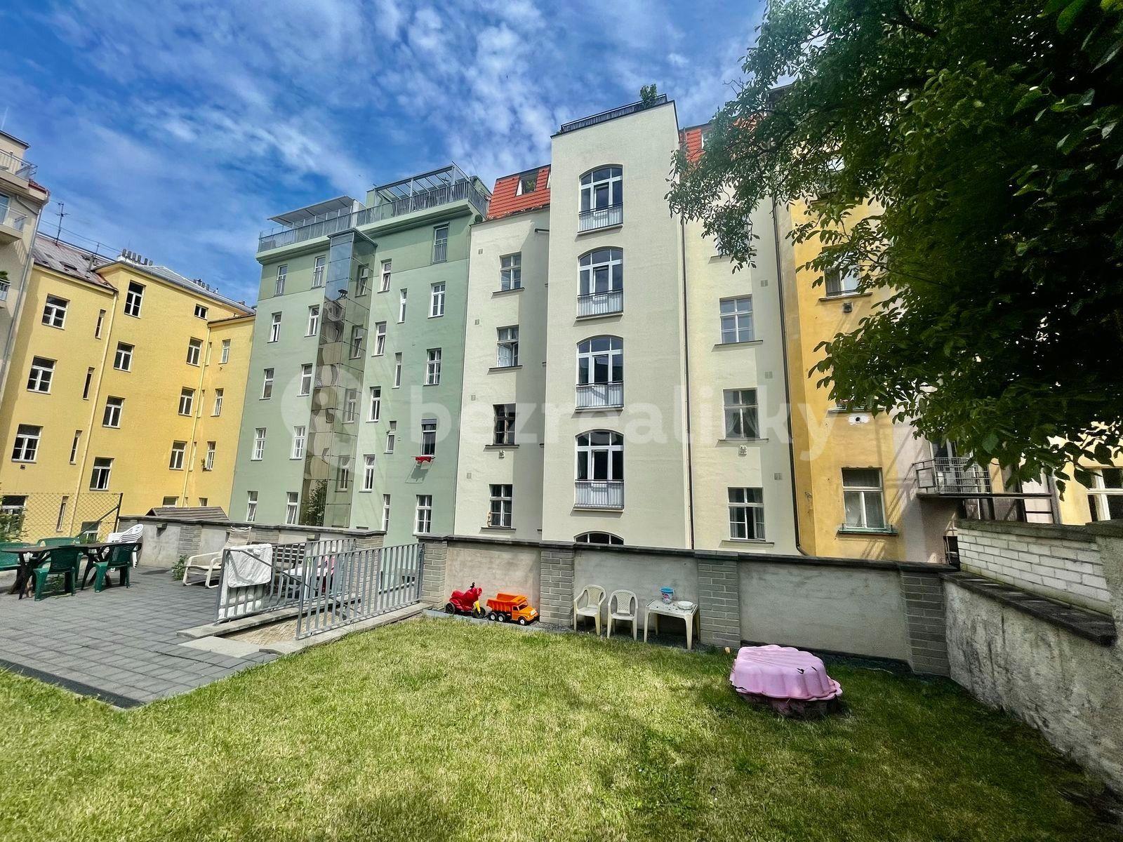 Pronájem bytu 3+kk 80 m², Slezská, Praha, Praha