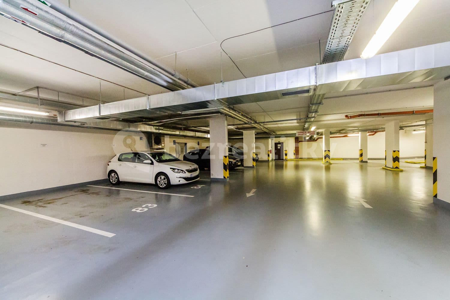 Pronájem bytu  65 m², Švehlova, Praha, Praha