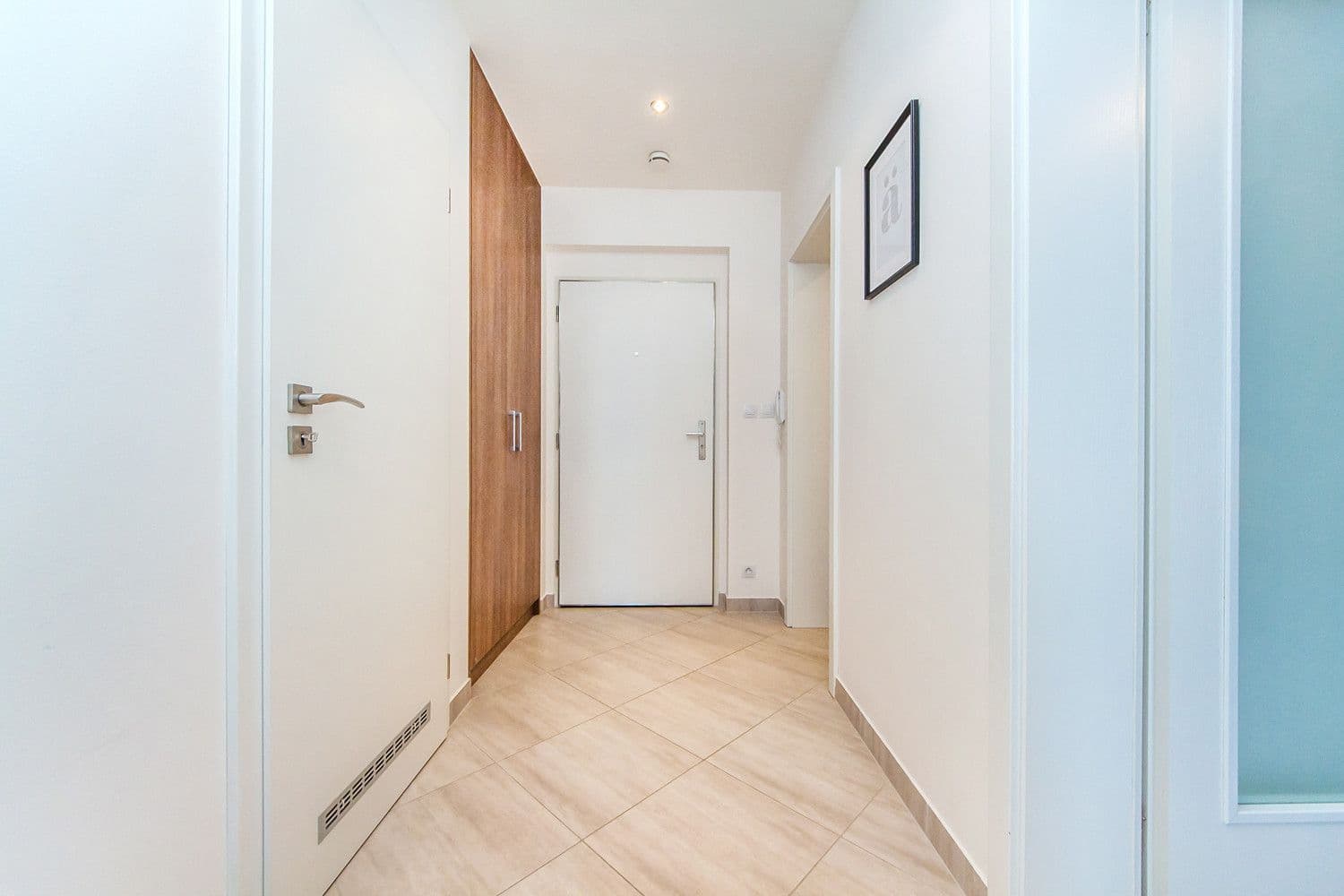 Pronájem bytu  65 m², Švehlova, Praha, Praha