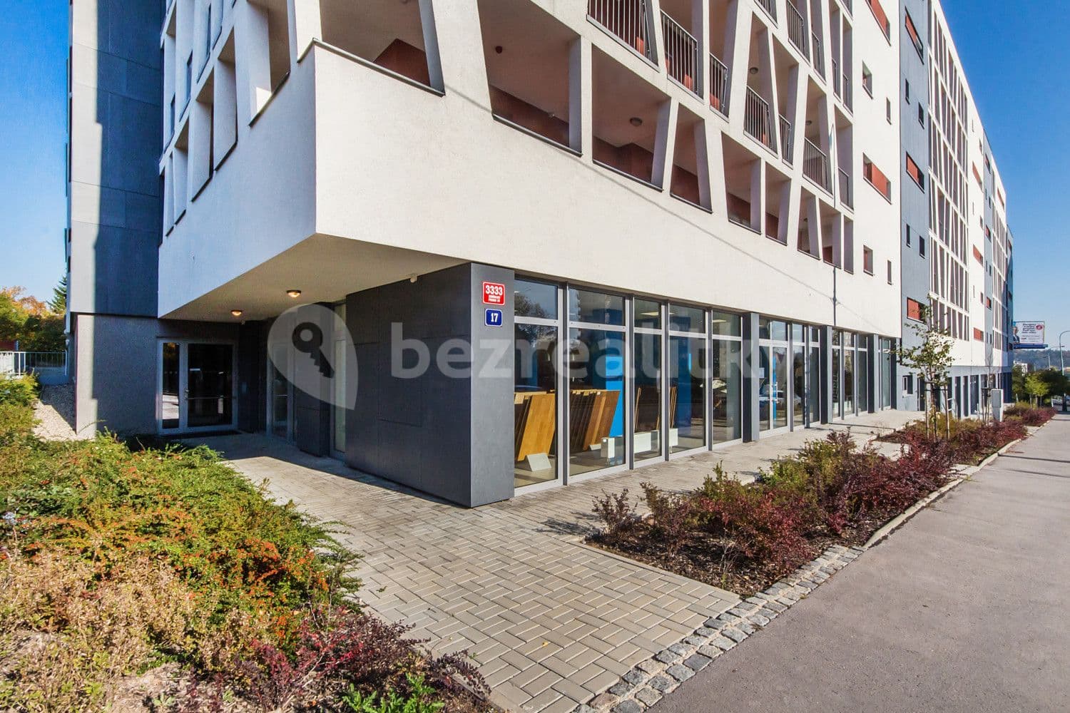Pronájem bytu  65 m², Švehlova, Praha, Praha