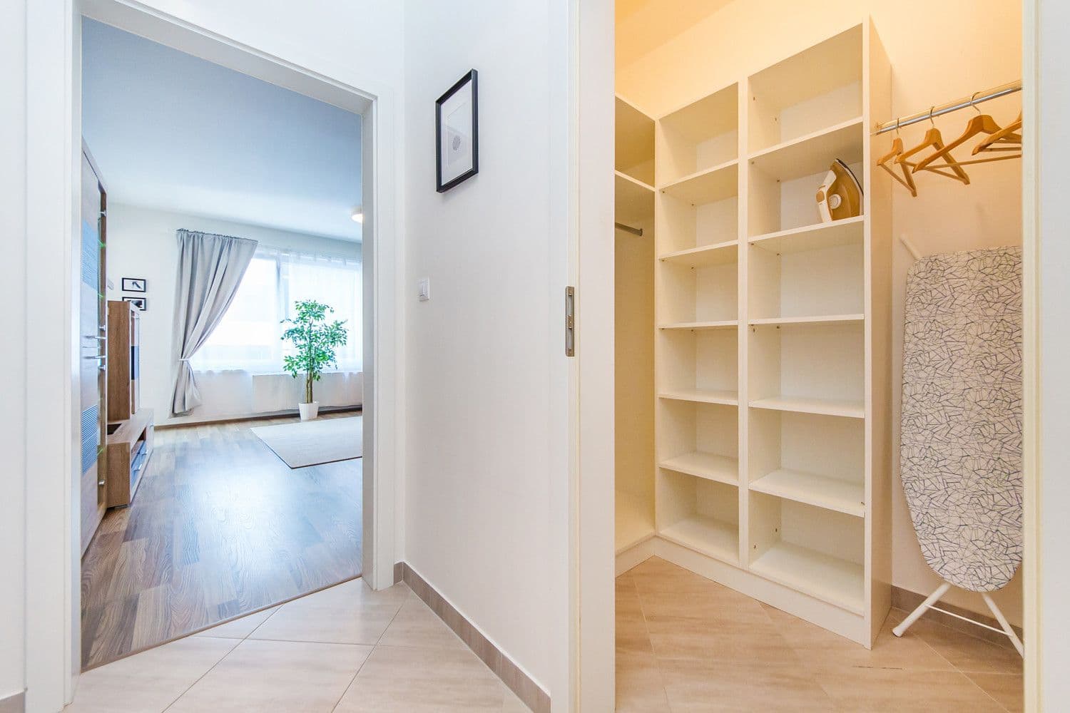 Pronájem bytu  65 m², Švehlova, Praha, Praha
