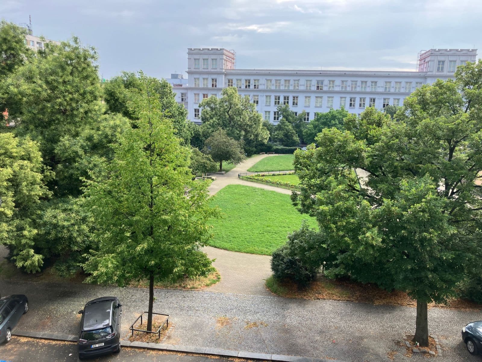 Pronájem bytu  47 m², Bořivojova, Praha, Praha