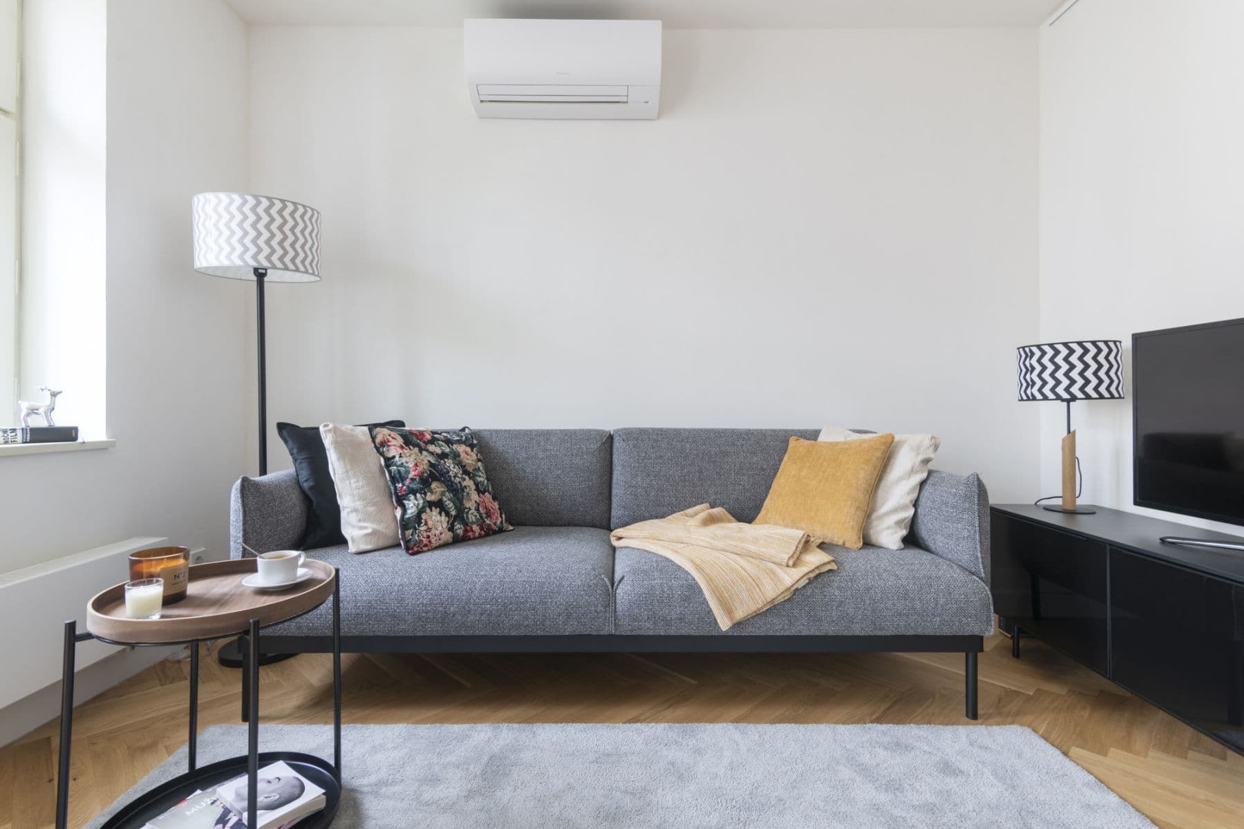 Pronájem bytu  47 m², Bořivojova, Praha, Praha