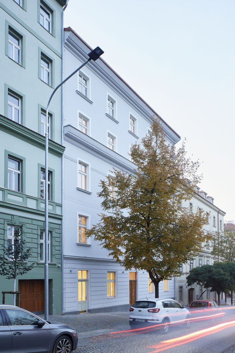 Pronájem bytu  47 m², Bořivojova, Praha, Praha