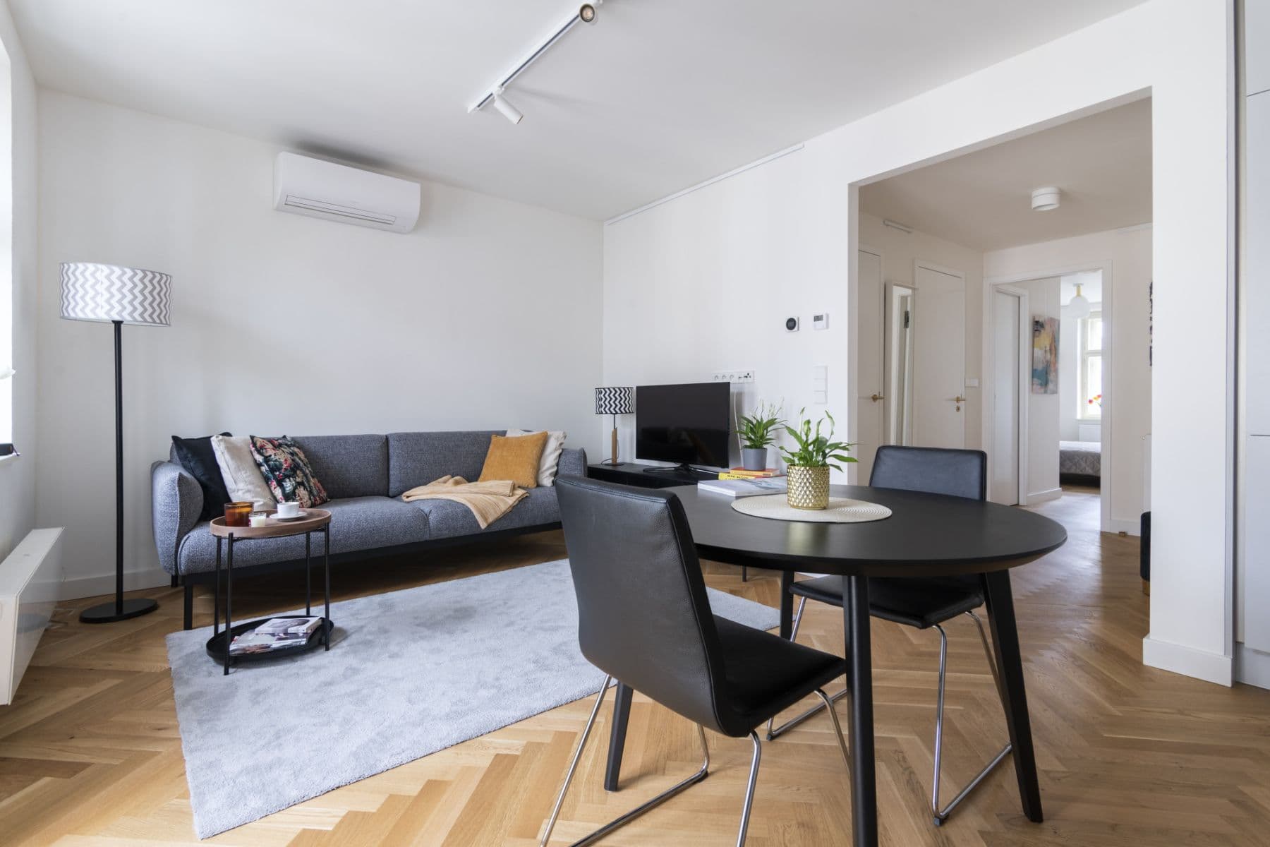 Pronájem bytu  47 m², Bořivojova, Praha, Praha
