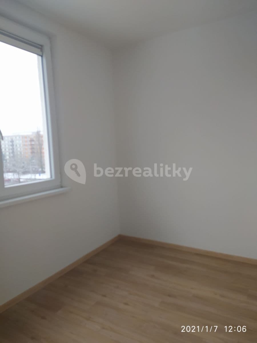 Pronájem bytu 1+1 33 m², Brožíkova, Hradec Králové, Královéhradecký kraj