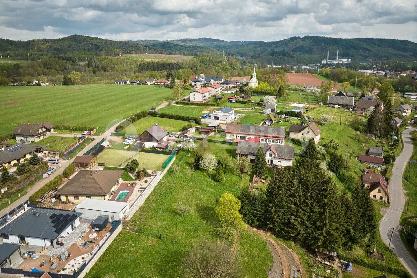 Prodej pozemku 2.000 m², Žlab, Trutnov, Královéhradecký kraj