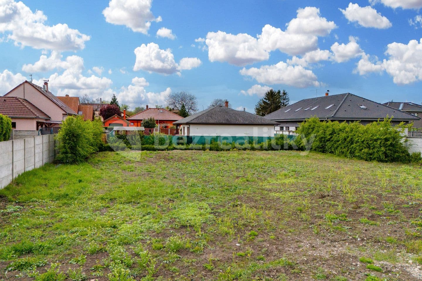 Prodej pozemku 1.116 m², Brázdim, Středočeský kraj