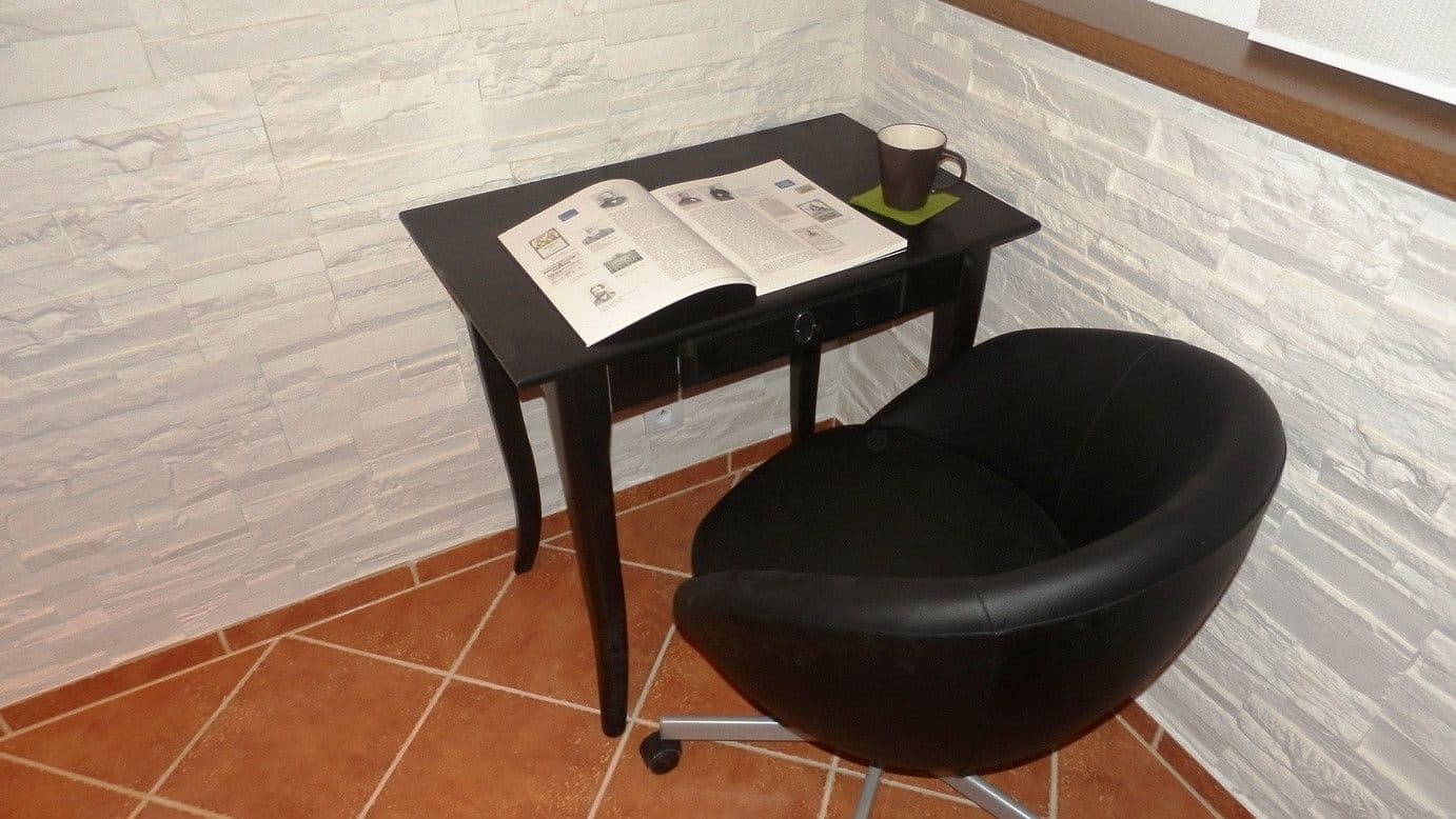 Pronájem bytu  40 m², Bulharská, Pardubice, Pardubický kraj