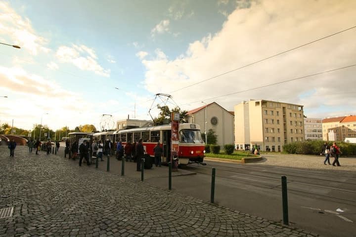 Pronájem bytu  25 m², Heydukova, Praha, Praha