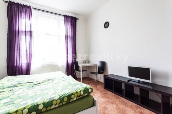 Pronájem bytu 1+1 25 m², Polská, Praha, Praha