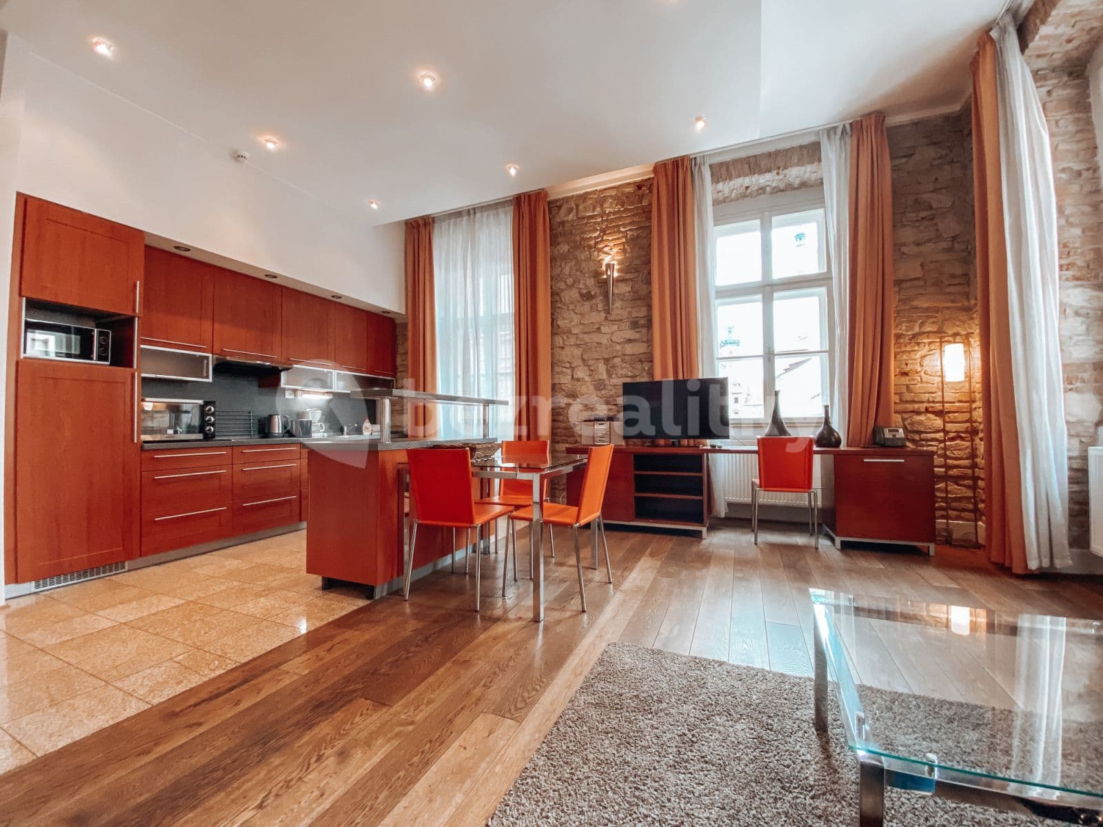 Pronájem bytu  53 m², Rybná, Praha, Praha