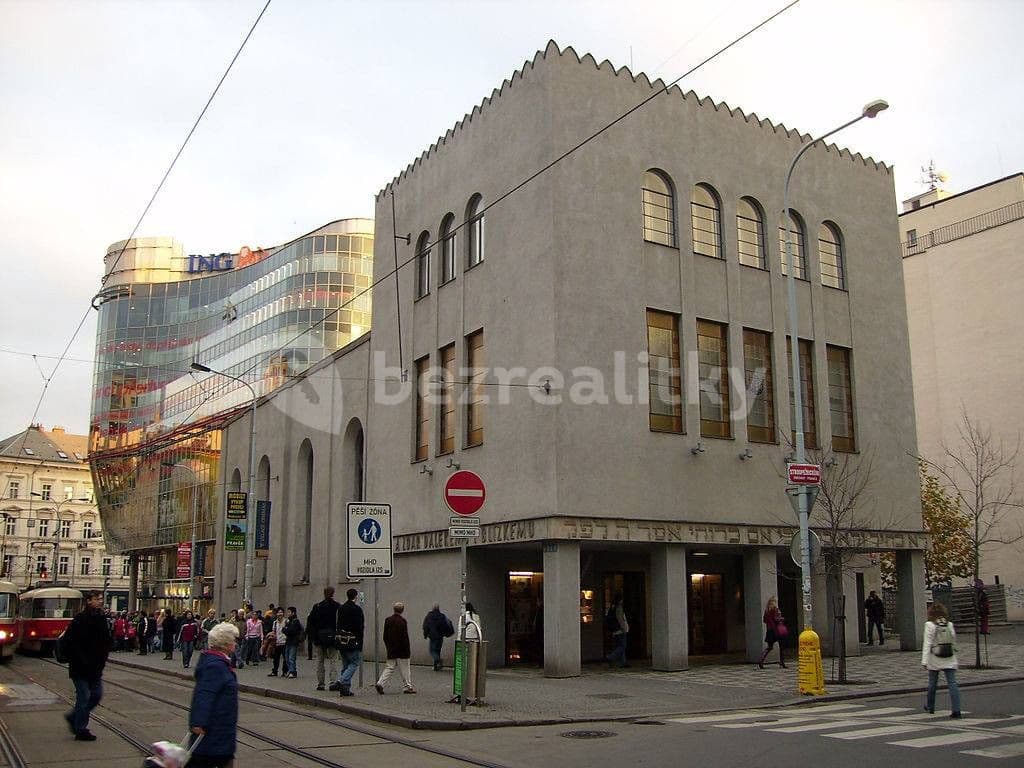 Pronájem bytu  90 m², Stroupežnického, Praha, Praha