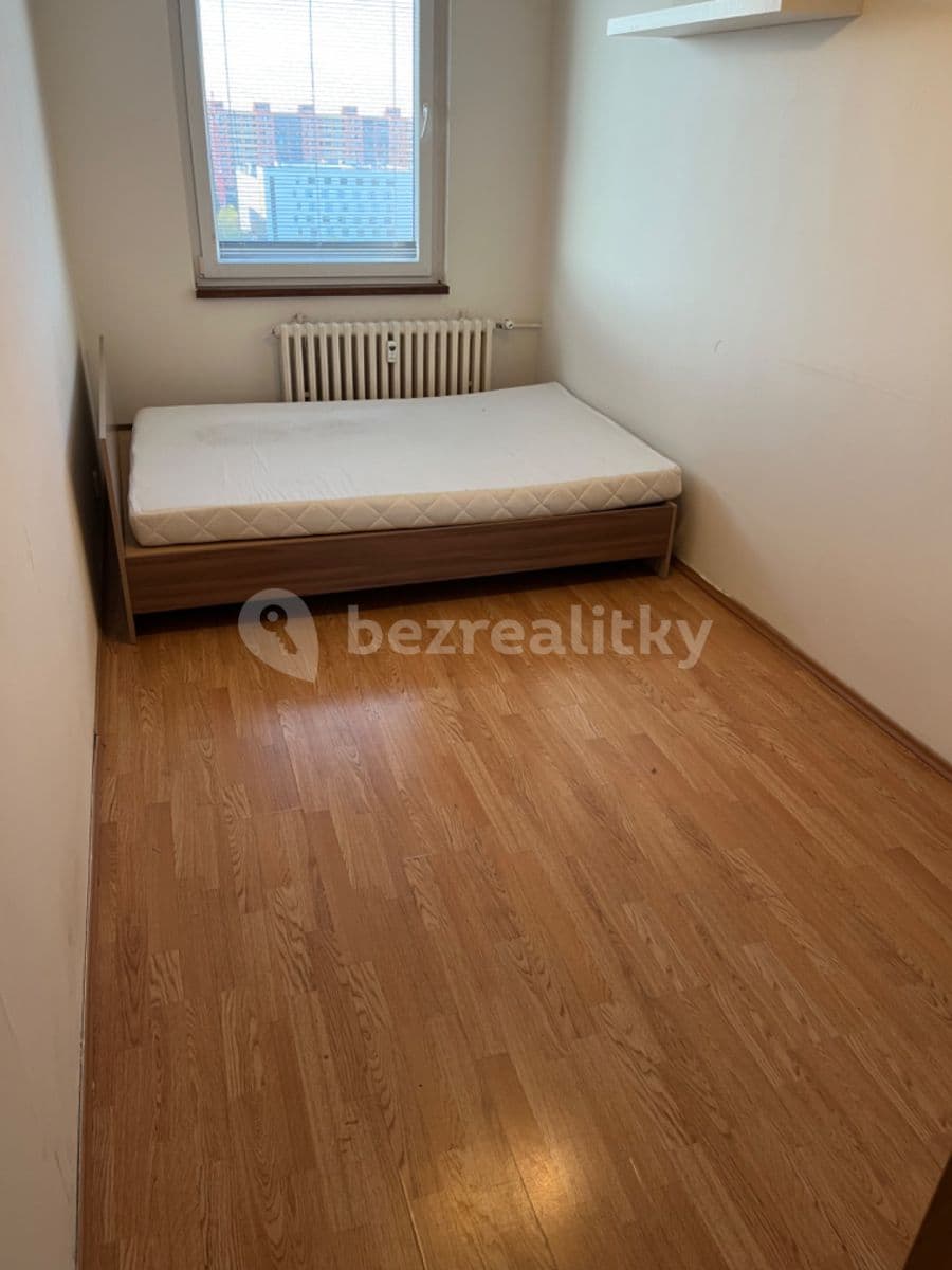 Pronájem bytu 3+1 65 m², Krynická, Praha, Praha