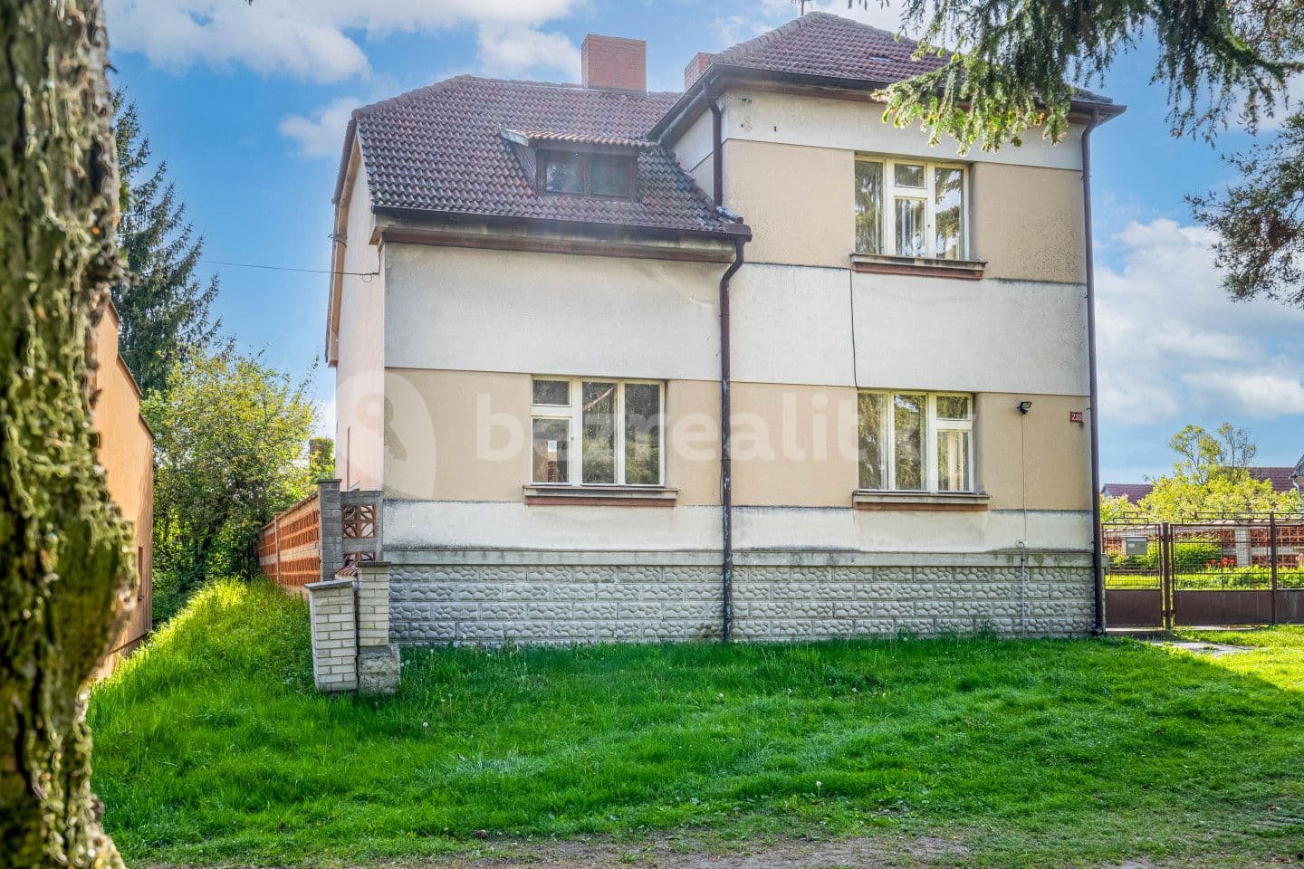 Prodej domu 200 m², pozemek 934 m², Žehuň, Středočeský kraj