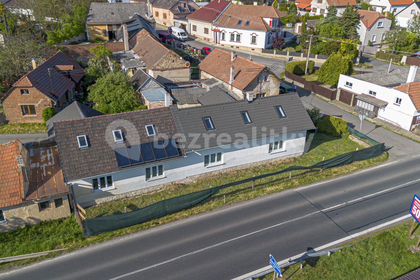 Prodej domu 187 m², pozemek 467 m², Miskovice, Středočeský kraj