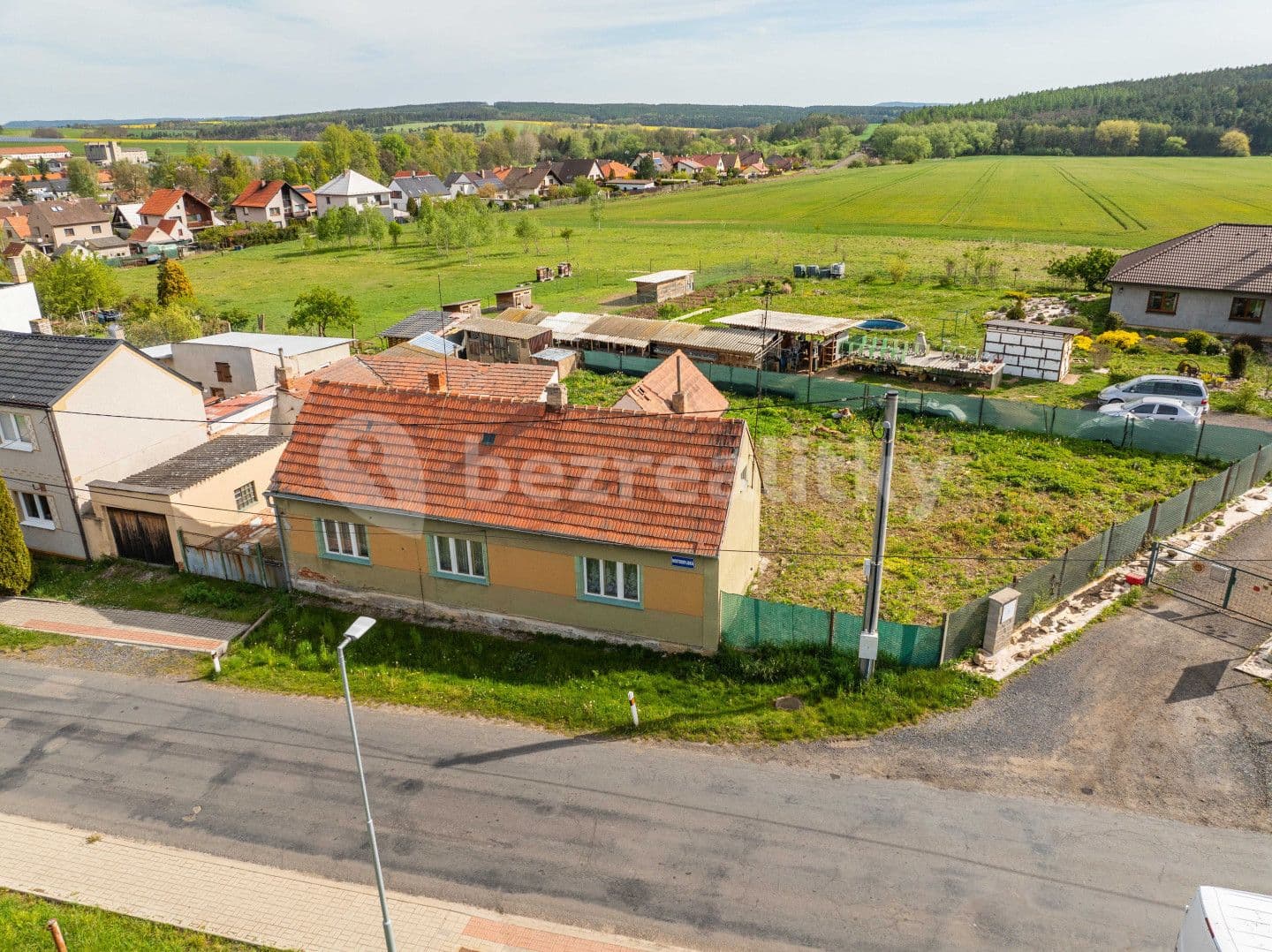 Prodej pozemku 869 m², Hostokryjská, Senomaty, Středočeský kraj