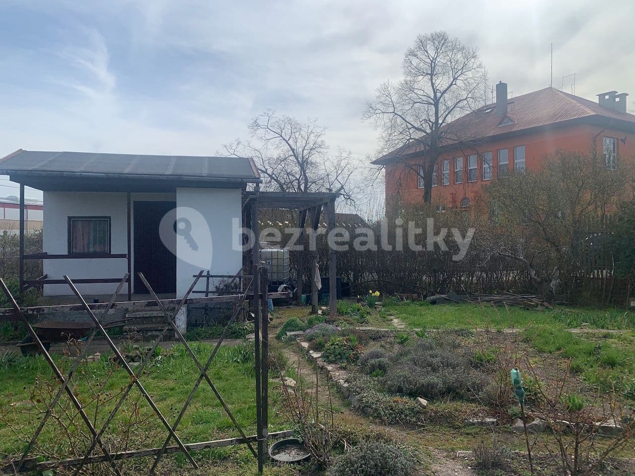 Prodej pozemku 450 m², Droužkovická, Údlice, Ústecký kraj
