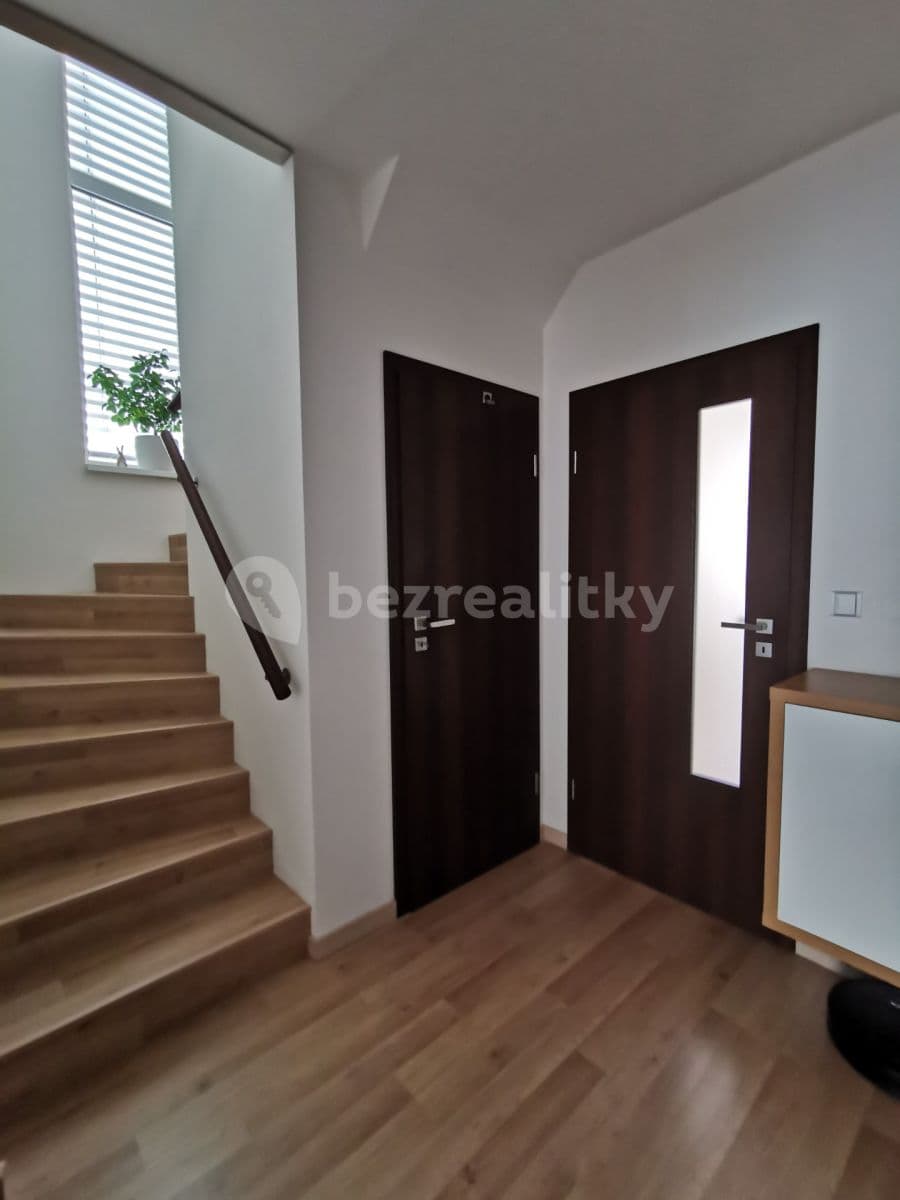 Pronájem domu 183 m², pozemek 339 m², V Křepelkách, Praha, Praha