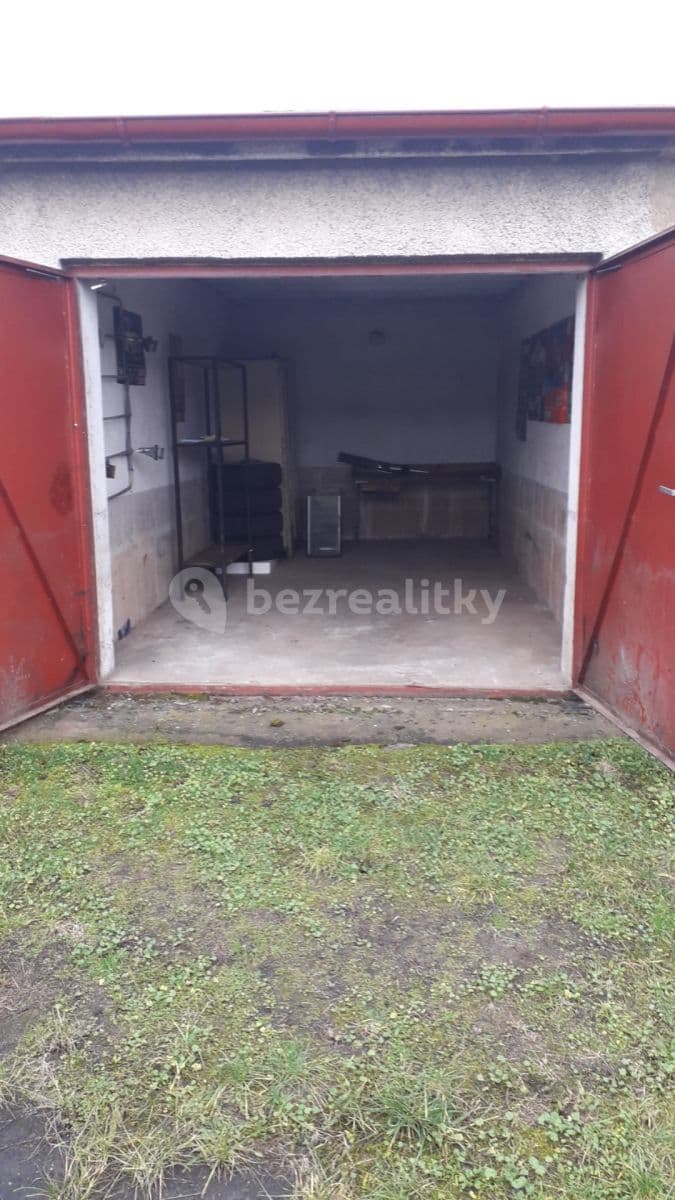 Prodej garáže 18 m², Nádražní, Mladá Boleslav, Středočeský kraj