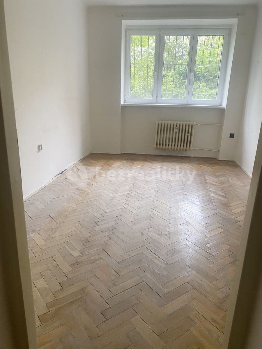 Prodej bytu 4+1 87 m², Nemocniční, Praha, Praha
