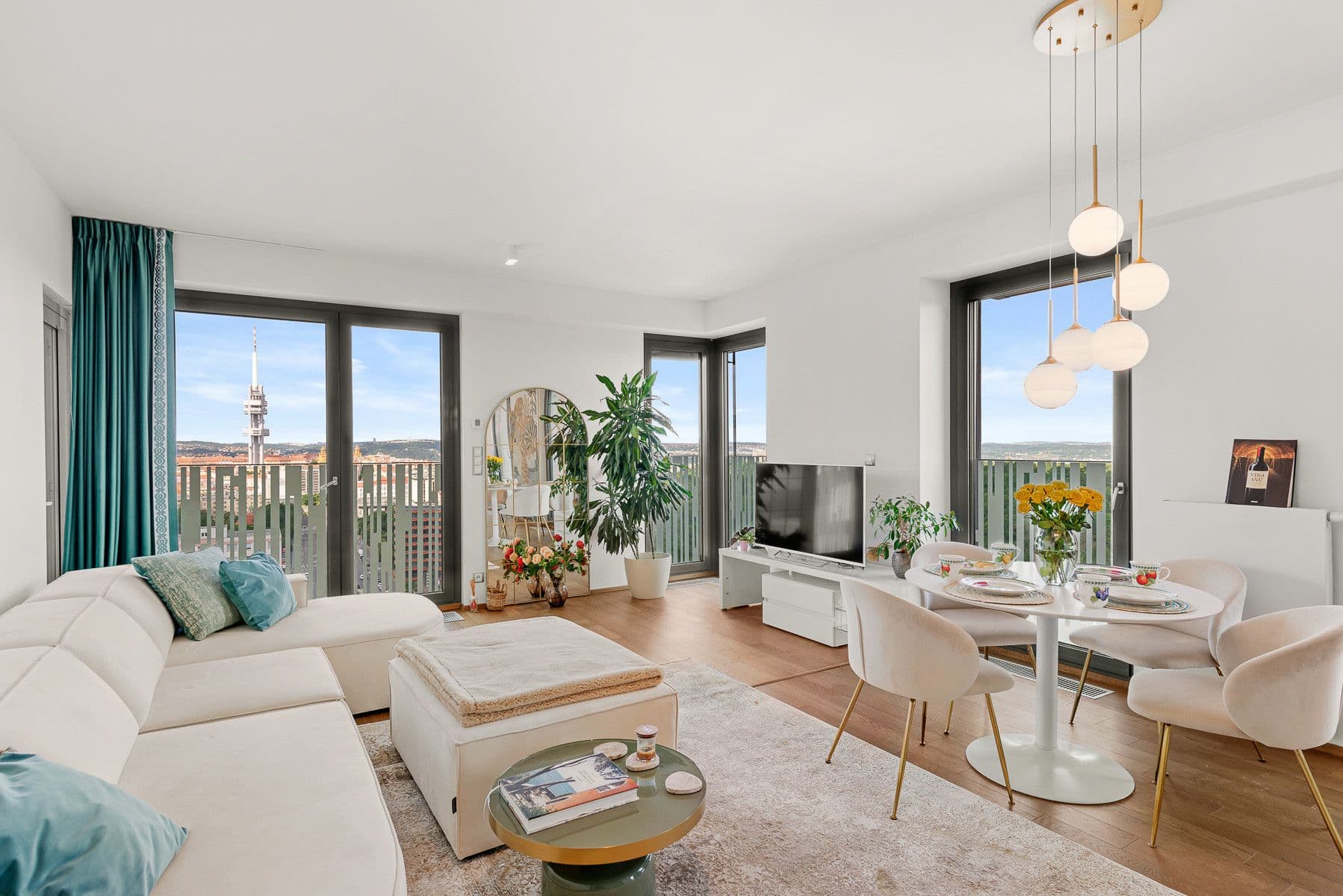 Pronájem bytu  80 m², Olšanská H, Praha, Praha