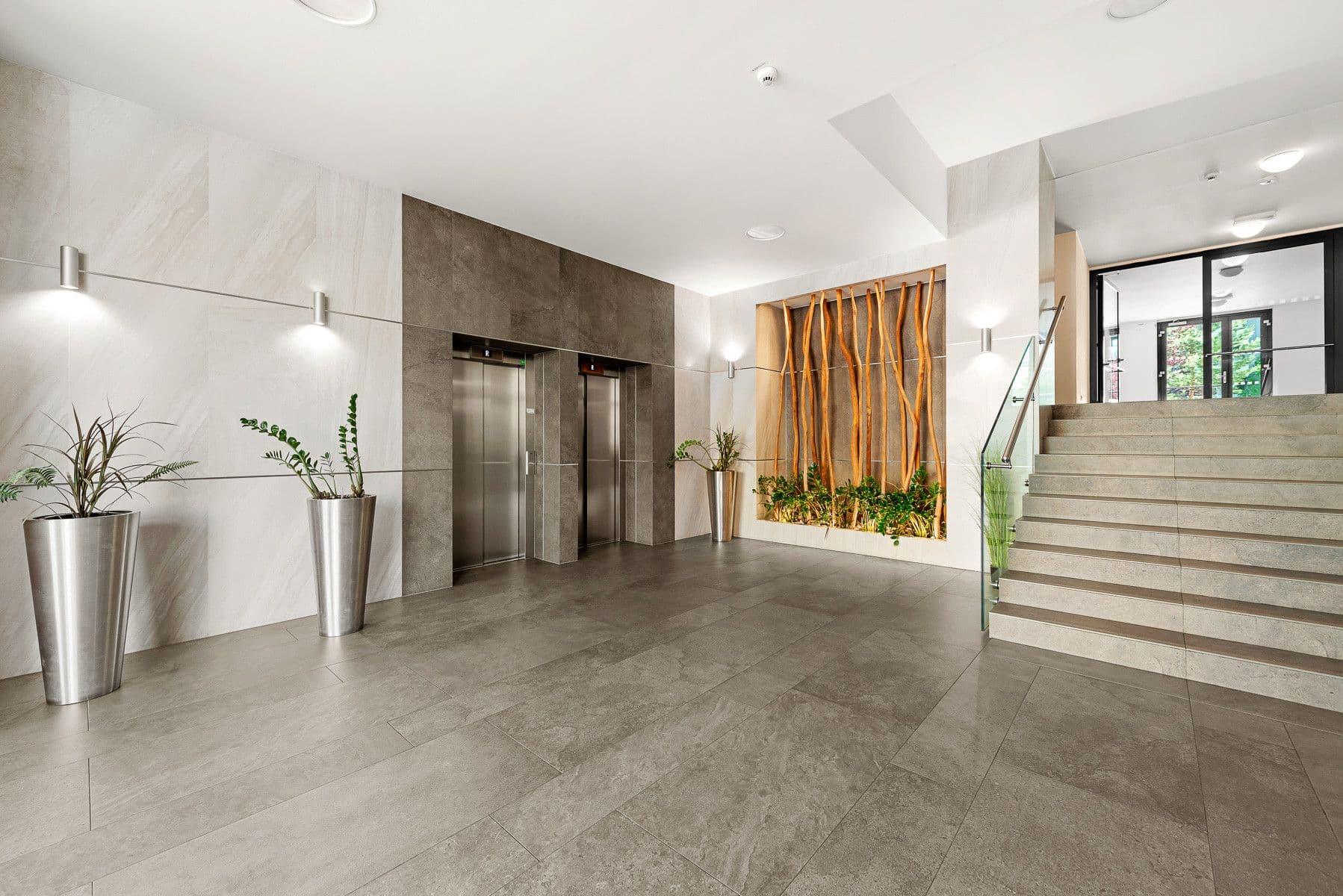 Pronájem bytu  80 m², Olšanská H, Praha, Praha