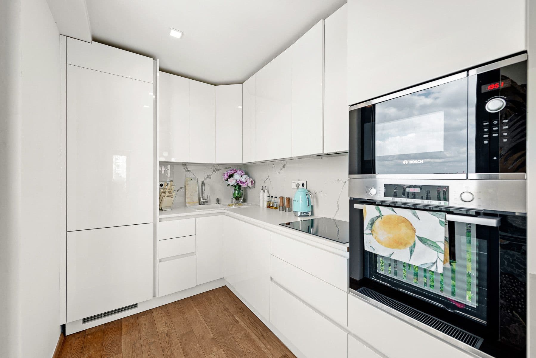 Pronájem bytu  80 m², Olšanská H, Praha, Praha