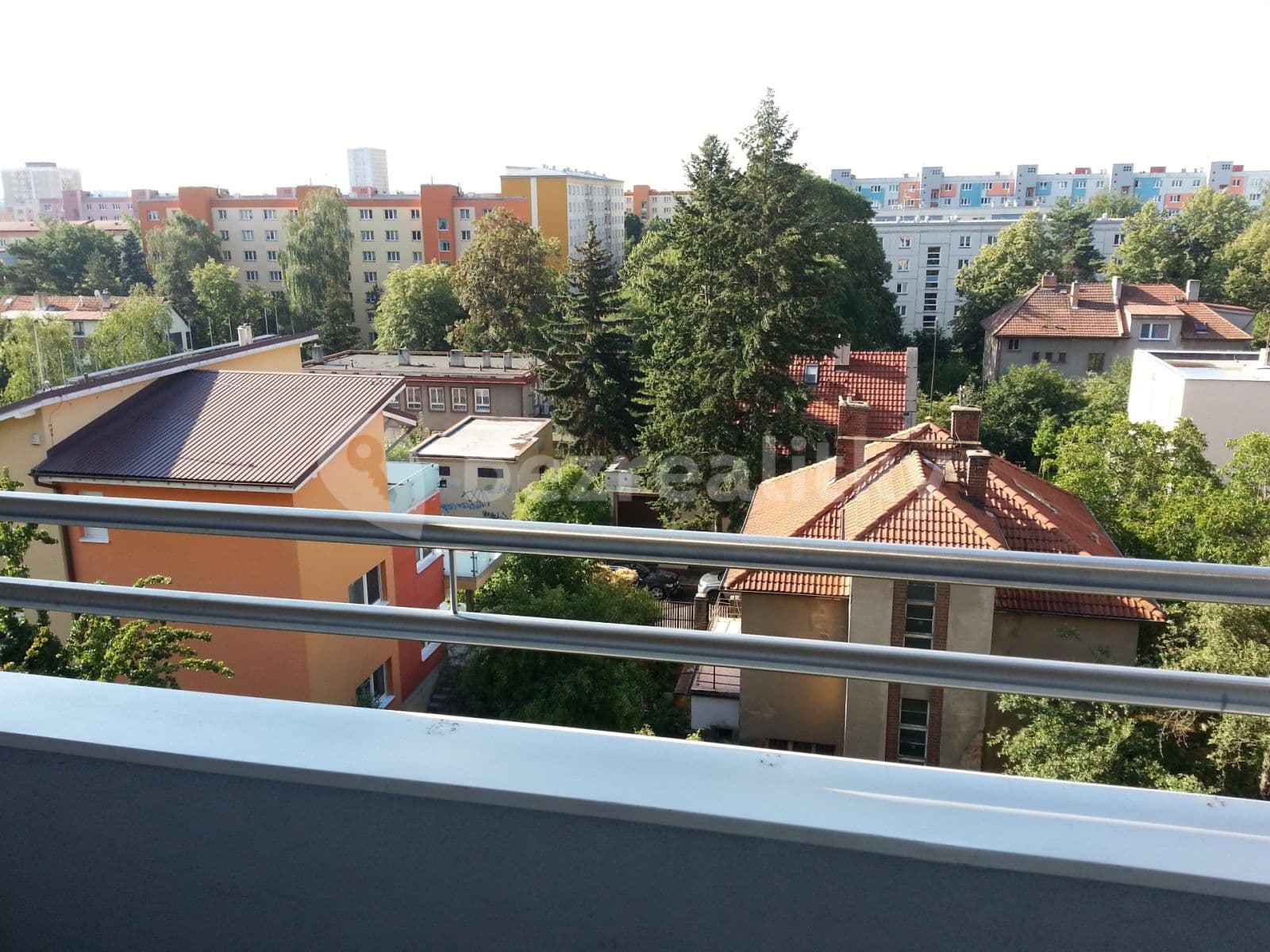 Pronájem bytu 2+1 60 m², Cerhenická, Praha, Praha