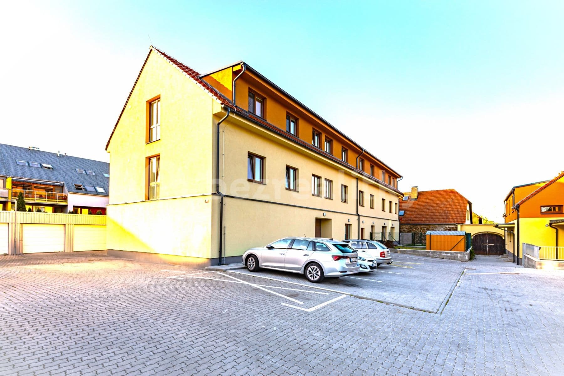 Prodej bytu 2+1 58 m², Podchýšská, Praha, Praha