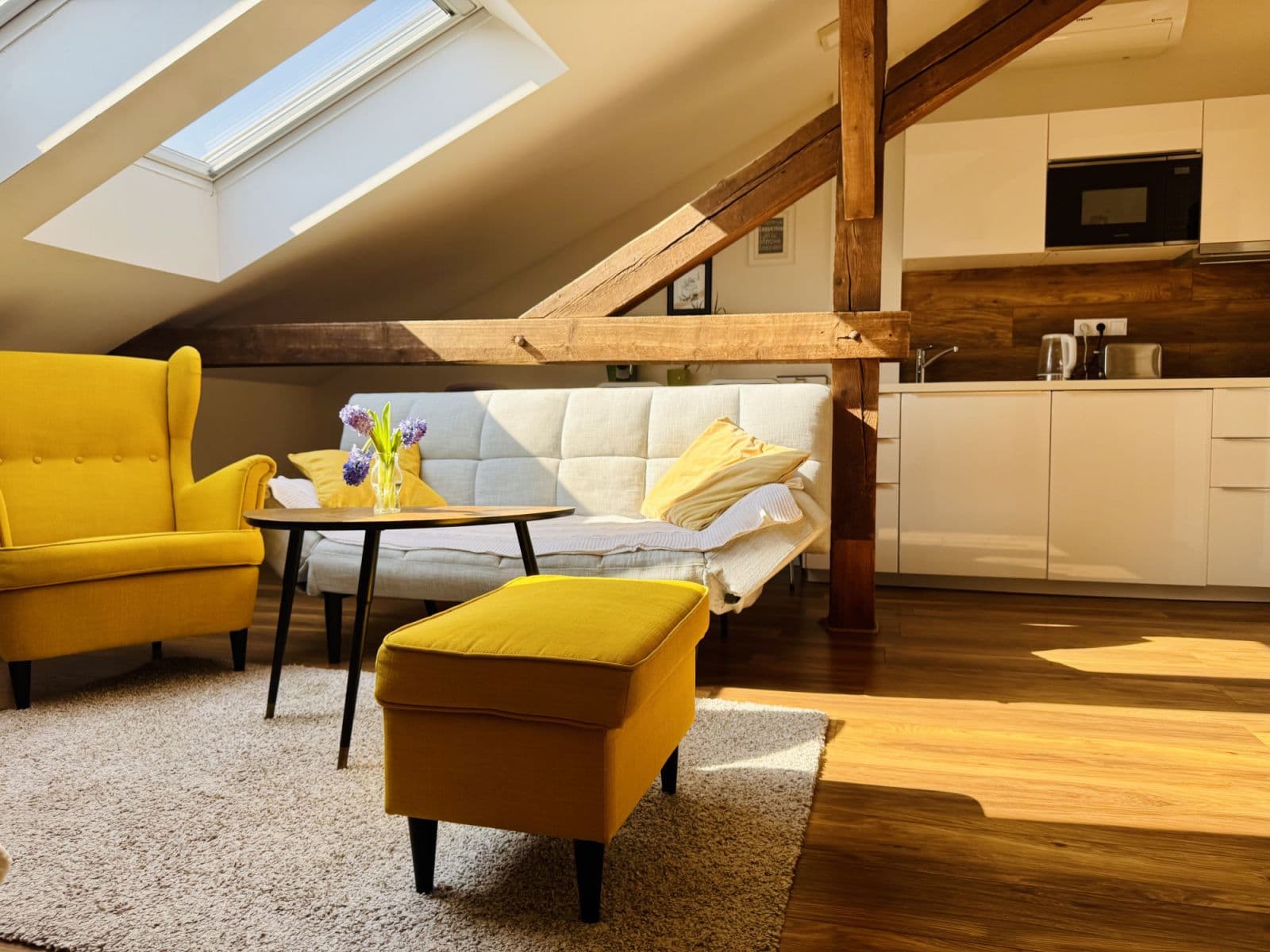 Pronájem bytu  34 m², Bulharská, Praha, Praha
