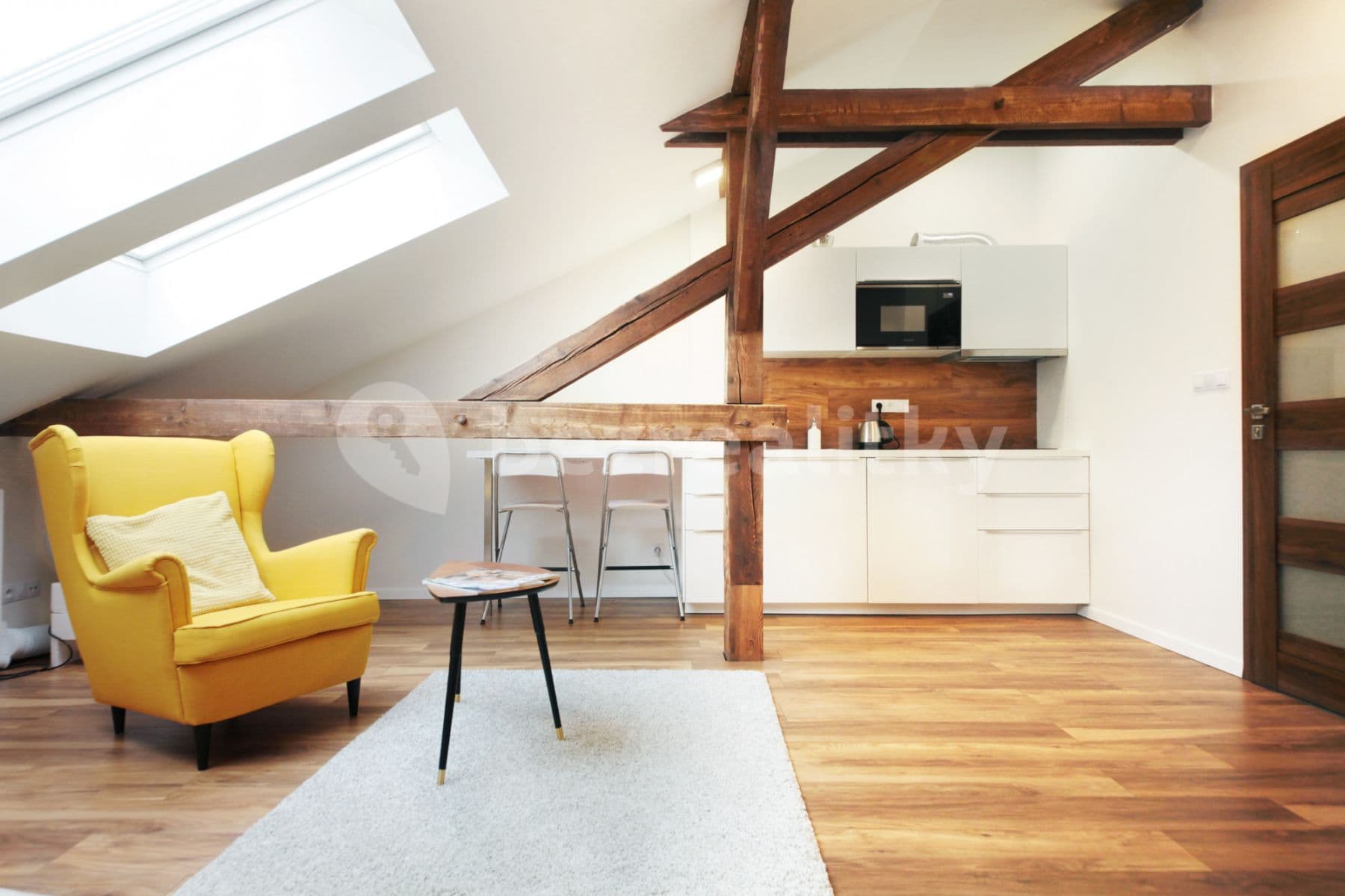 Pronájem bytu 1+1 34 m², Bulharská, Praha, Praha