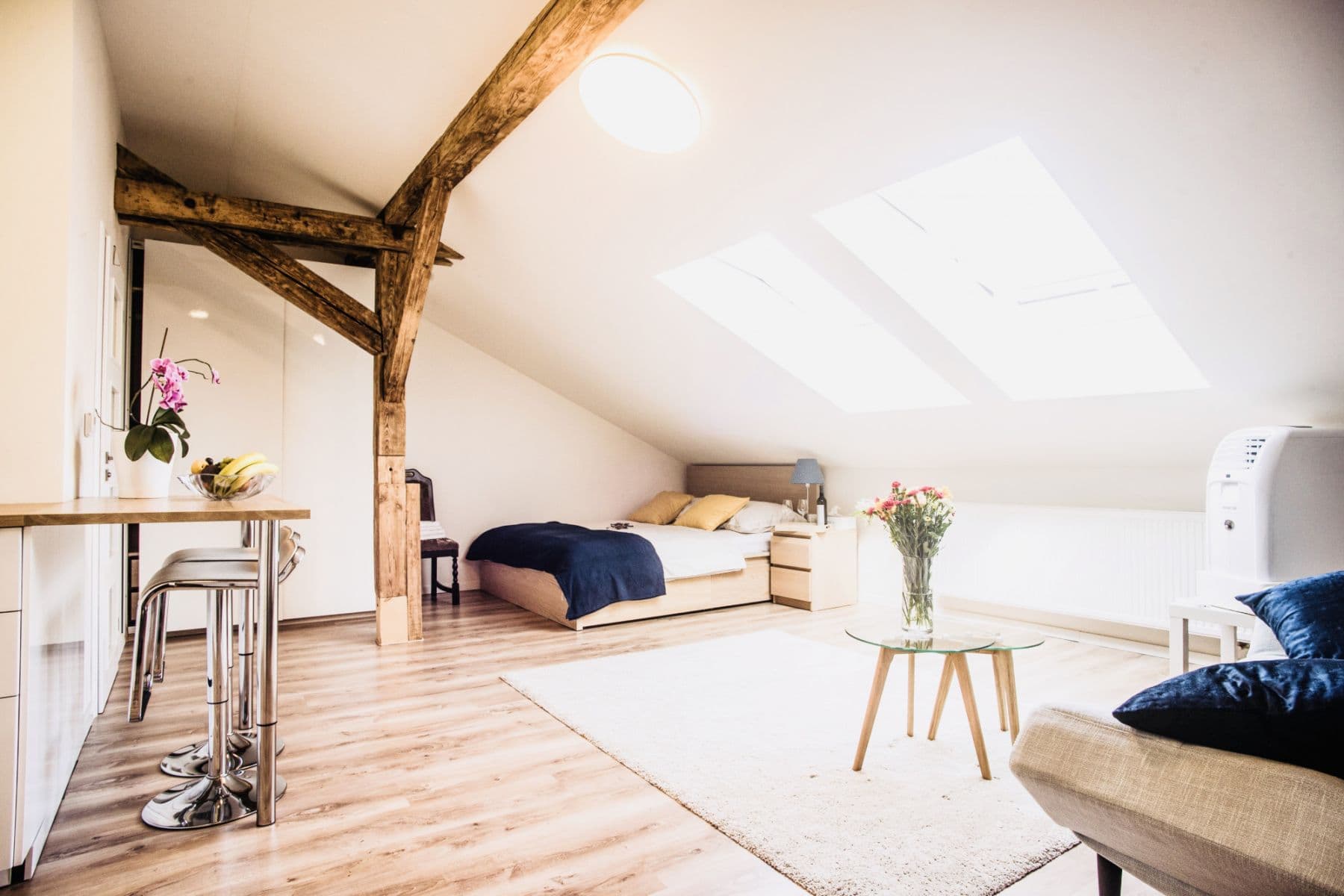 Pronájem bytu  35 m², Bulharská, Praha, Praha