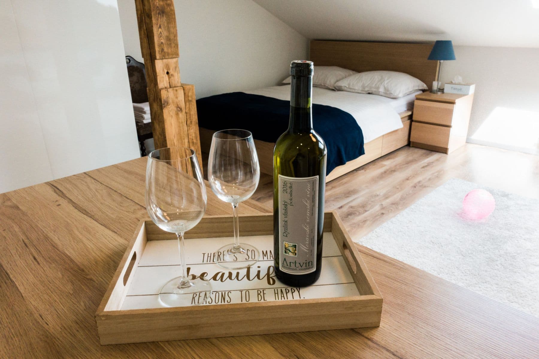 Pronájem bytu  35 m², Bulharská, Praha, Praha