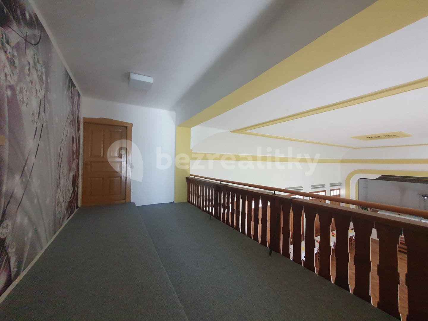 Prodej nebytového prostoru 1.878 m², Lovčice, Královéhradecký kraj