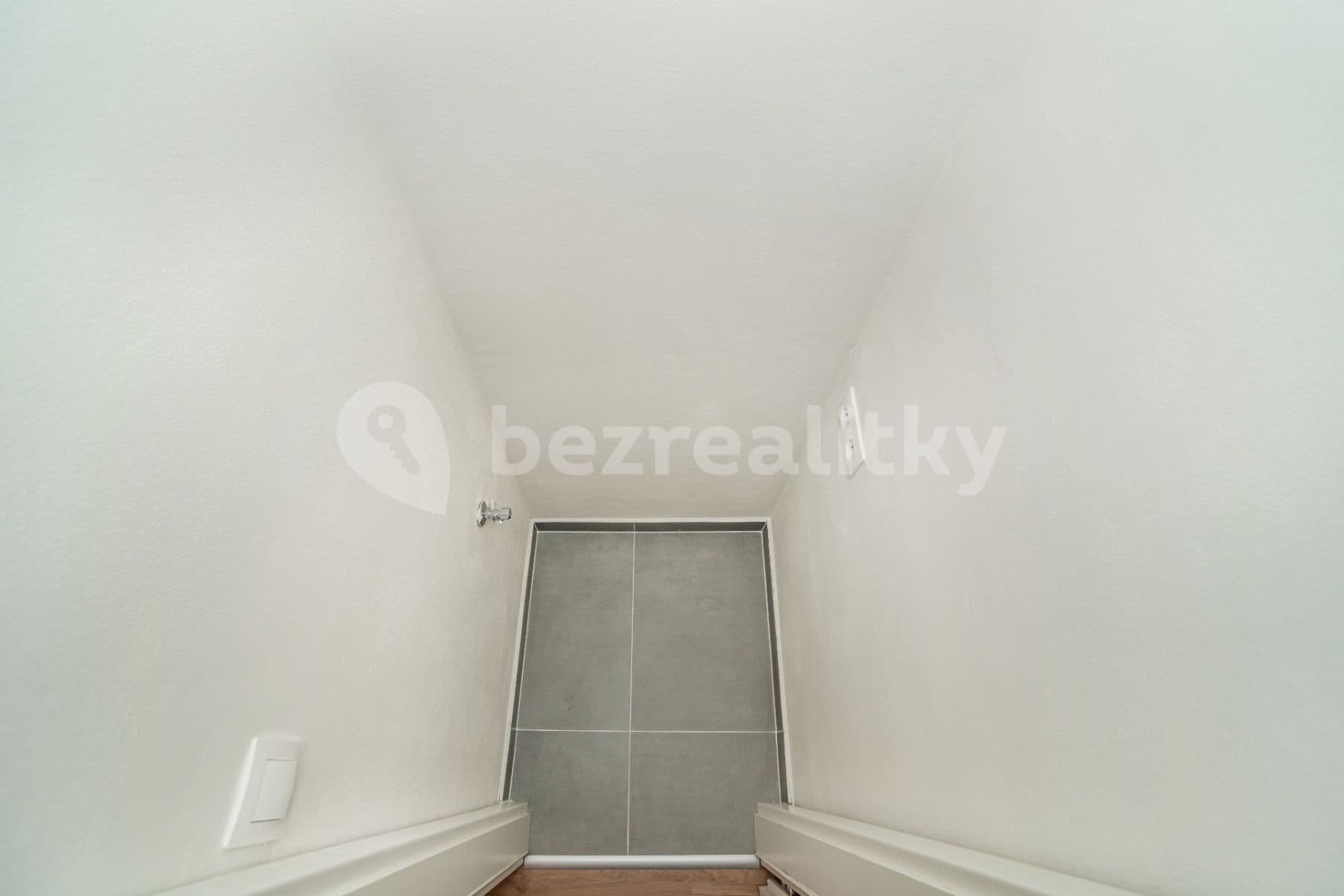 Prodej bytu 2+kk 52 m², K Vodojemu, Praha, Praha