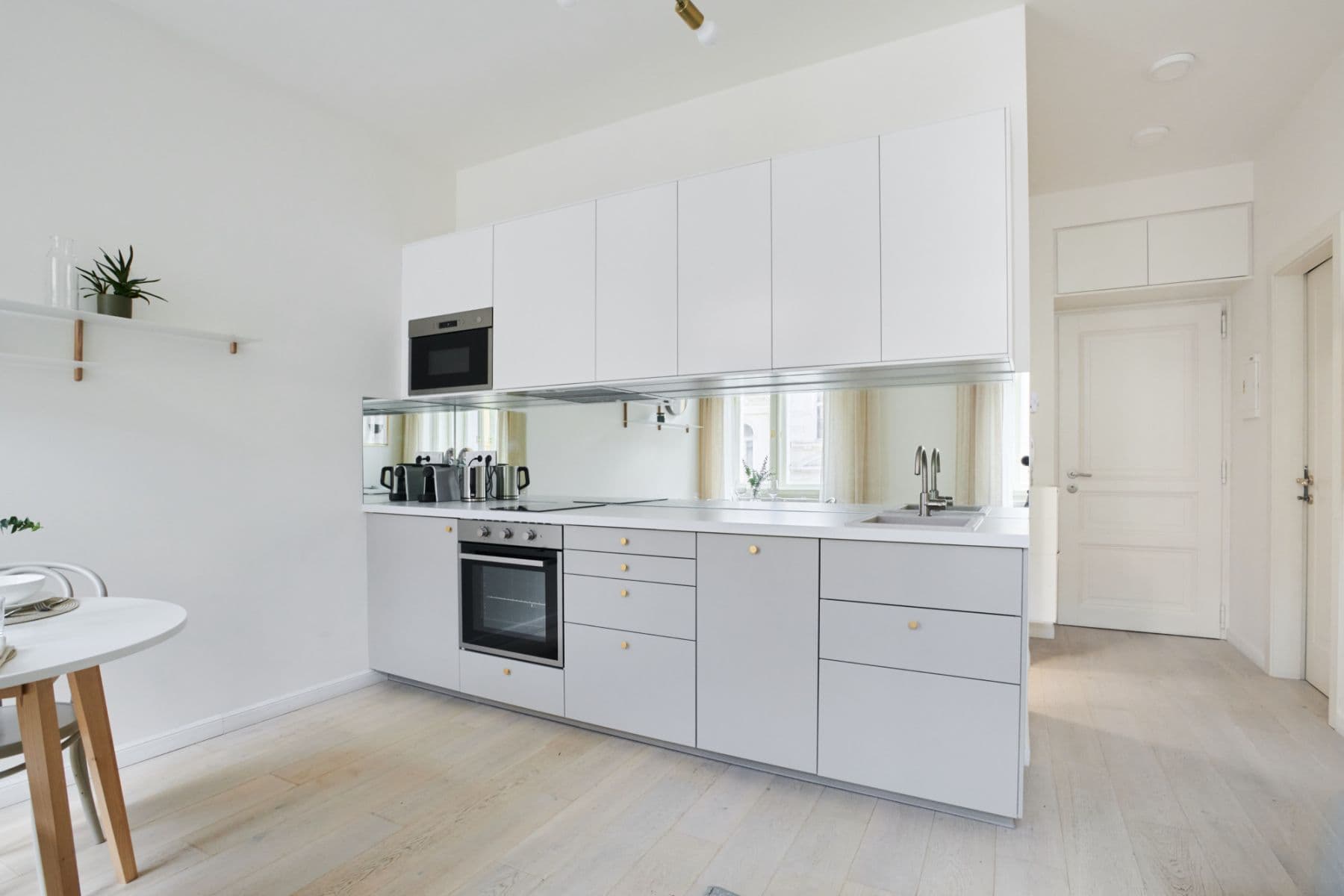 Pronájem bytu  33 m², V Lesíčku, Praha, Praha