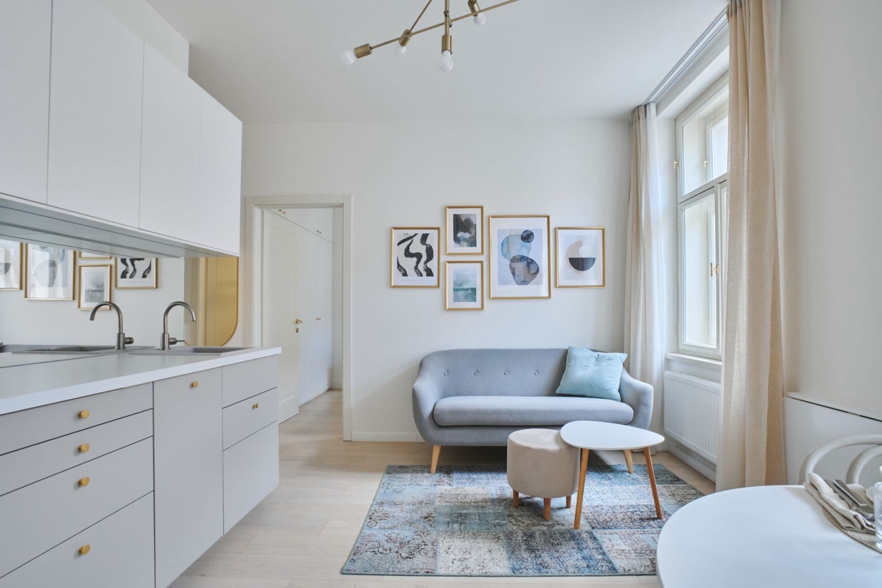 Pronájem bytu  33 m², V Lesíčku, Praha, Praha