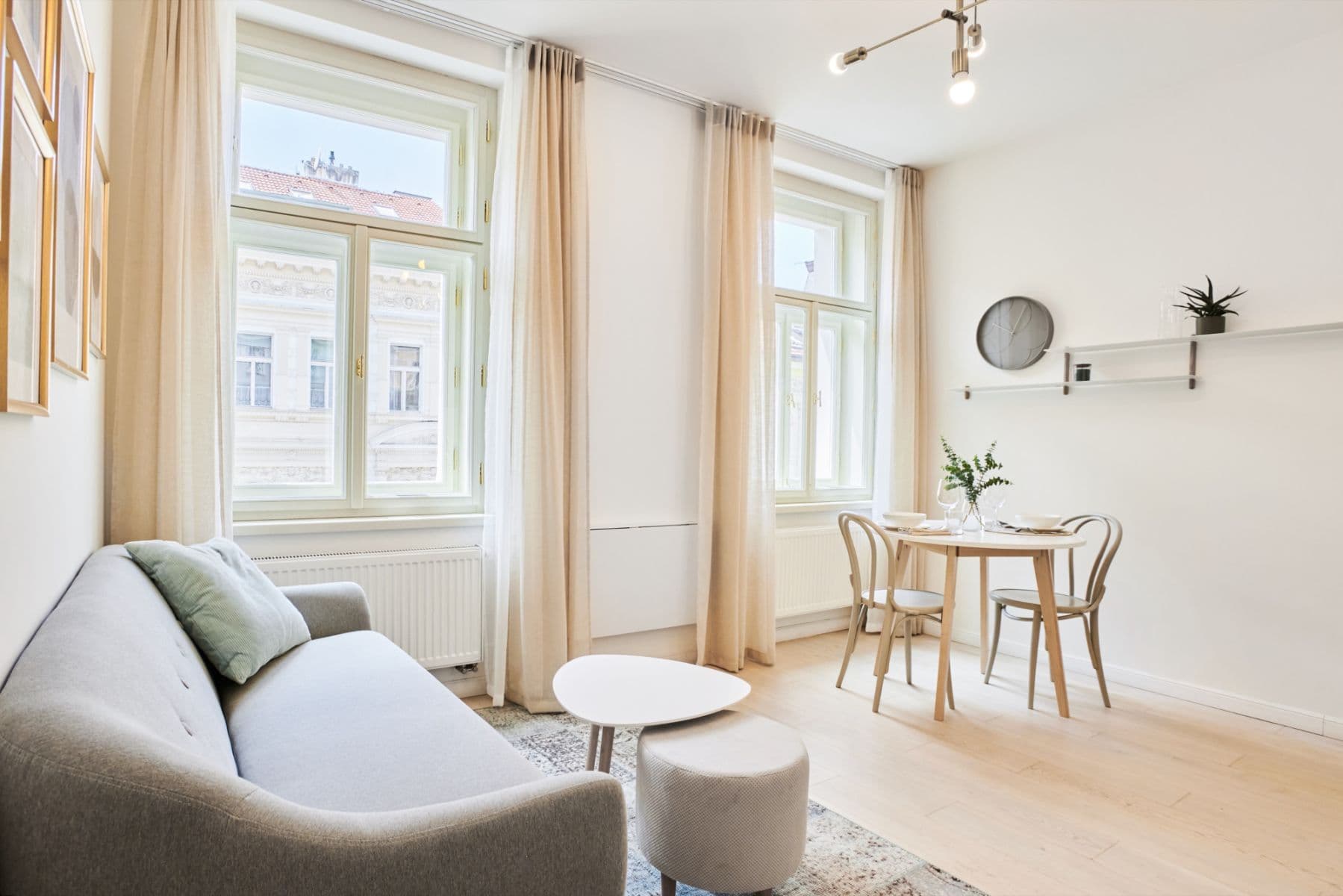 Pronájem bytu  33 m², V Lesíčku, Praha, Praha