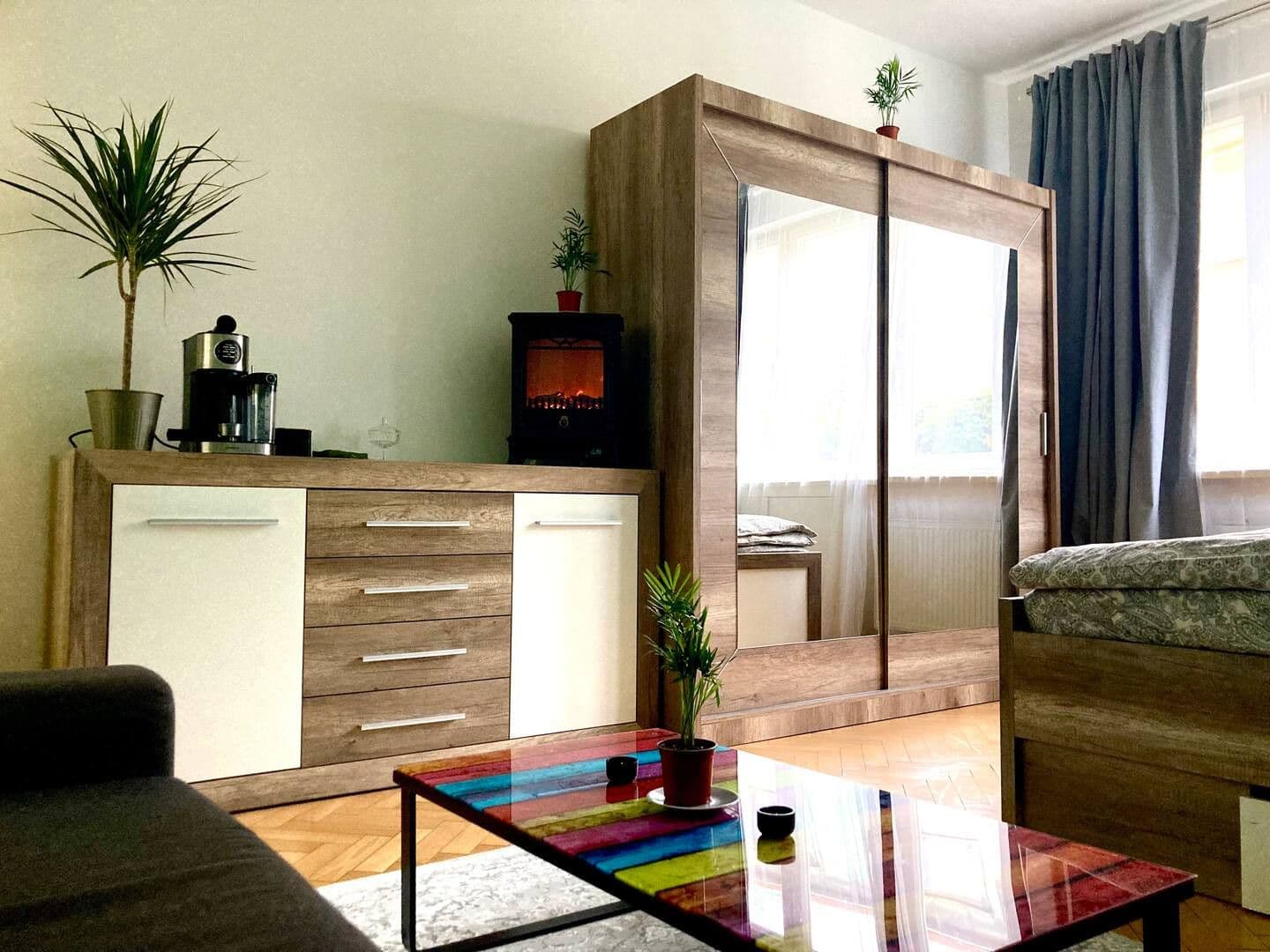 Pronájem bytu  32 m², Bartolomějská, Praha, Praha