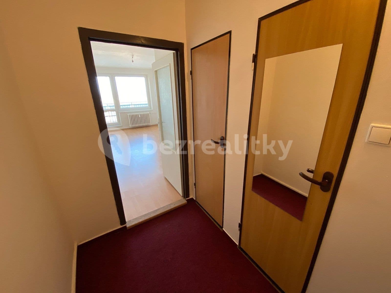 Pronájem bytu 1+kk 28 m², Výškovická, Ostrava, Moravskoslezský kraj