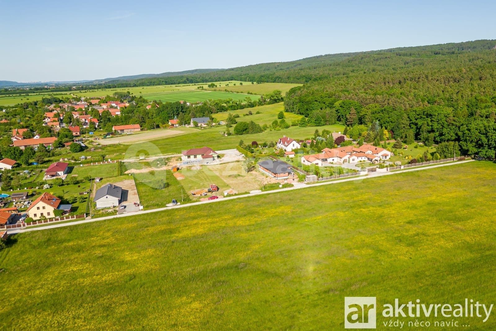Prodej pozemku 1.490 m², Podbrdy, Středočeský kraj