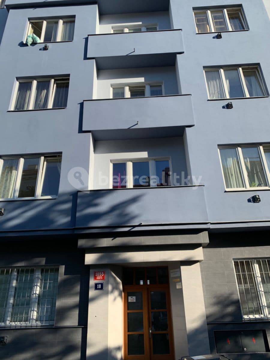 Pronájem bytu 2+kk 49 m², 28. pluku, Praha, Praha